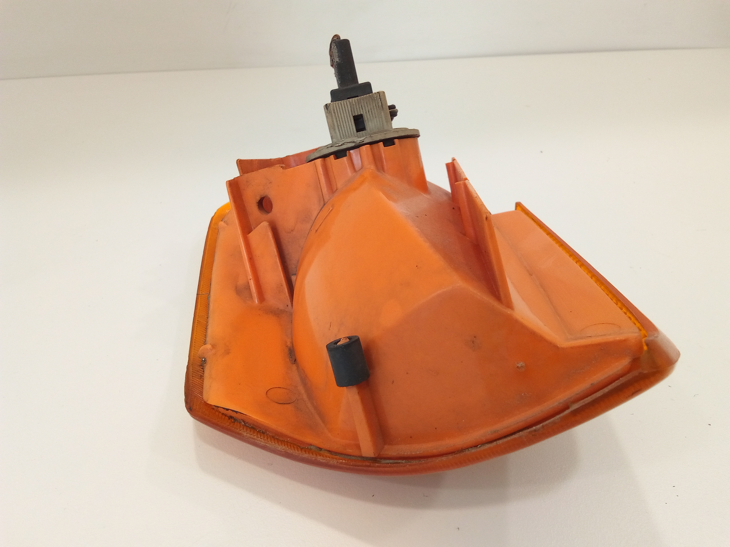 Freccia ant SX per Ford Fiesta 1 Serie (1982 - 1996)