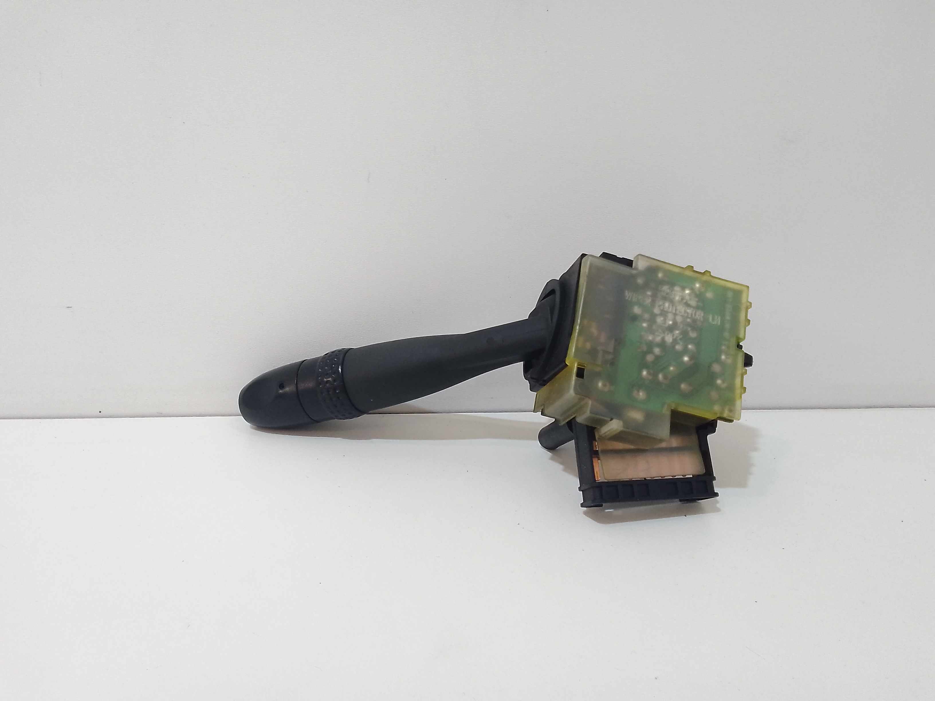 Devioluci destro per Kia Picanto 1 Serie (2004 - 2008)