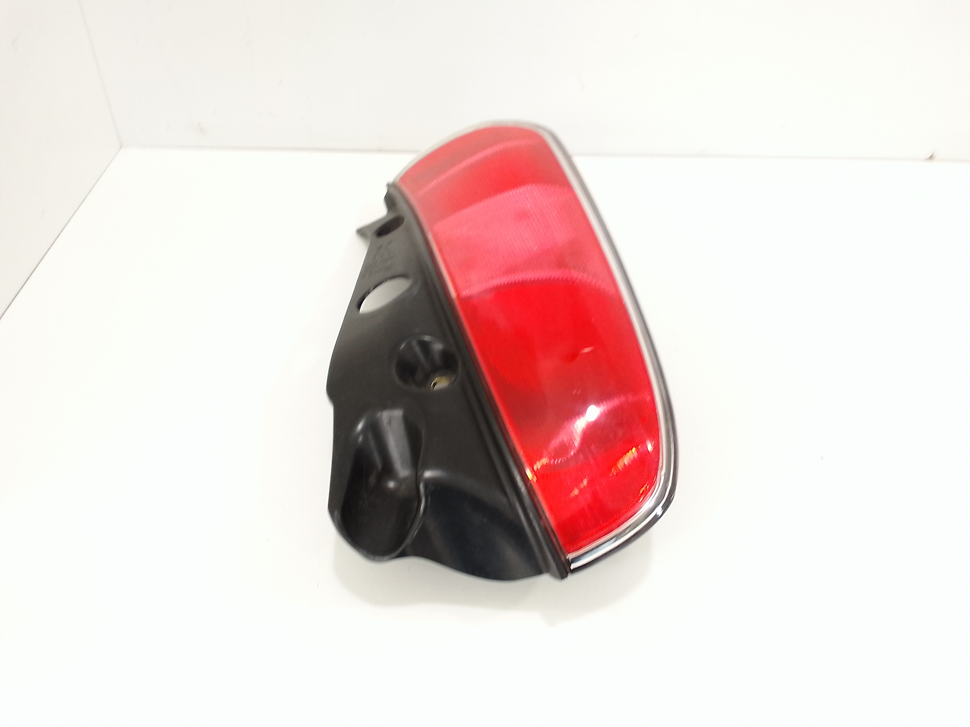 Stop fanale Posteriore sinistro lato Guida per Lancia Ypsilon 1 Serie (2003 - 2006)