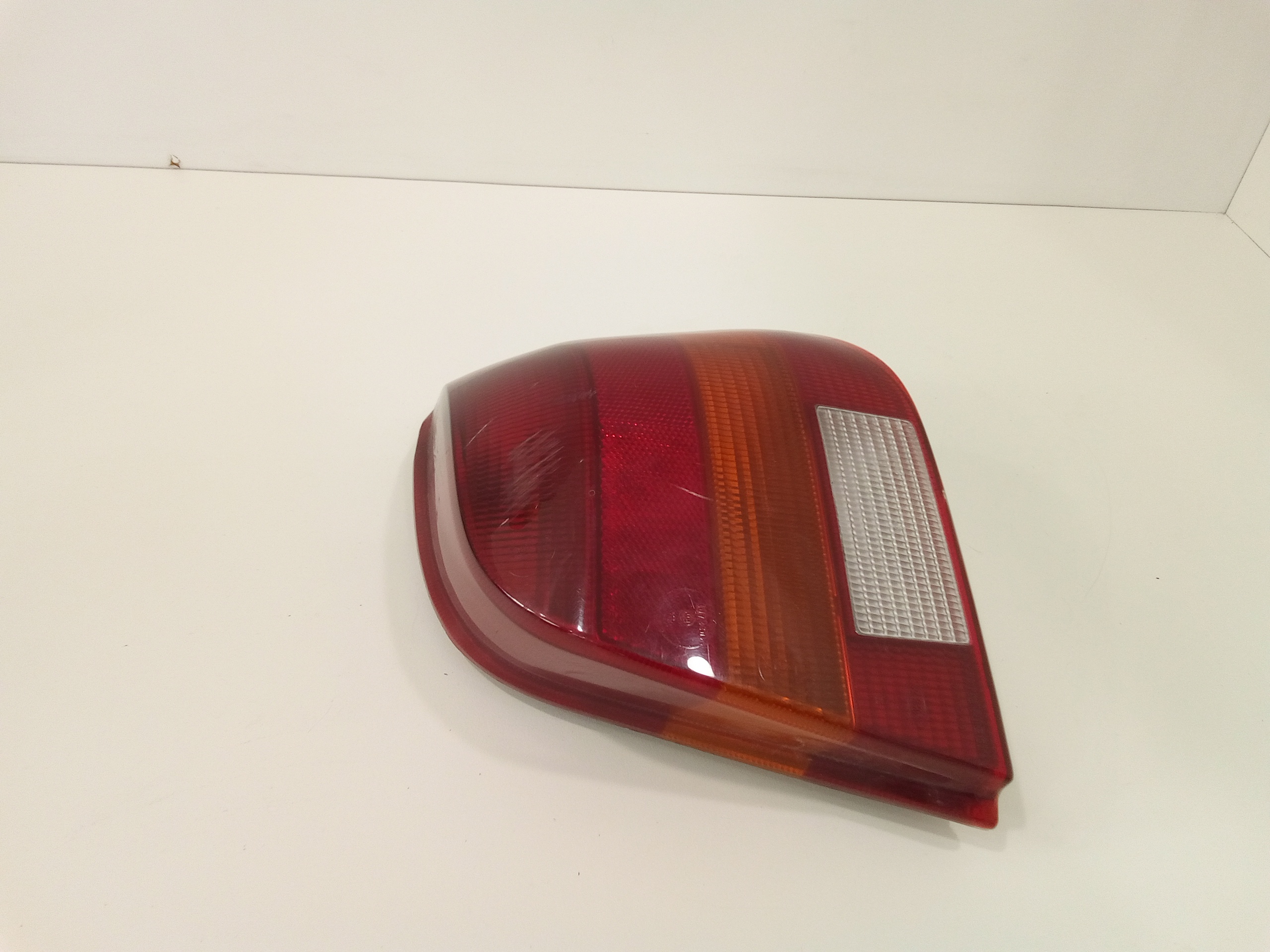 Stop fanale posteriore Destro Passeggero per Ford Fiesta 1 Serie (1982 - 1996)