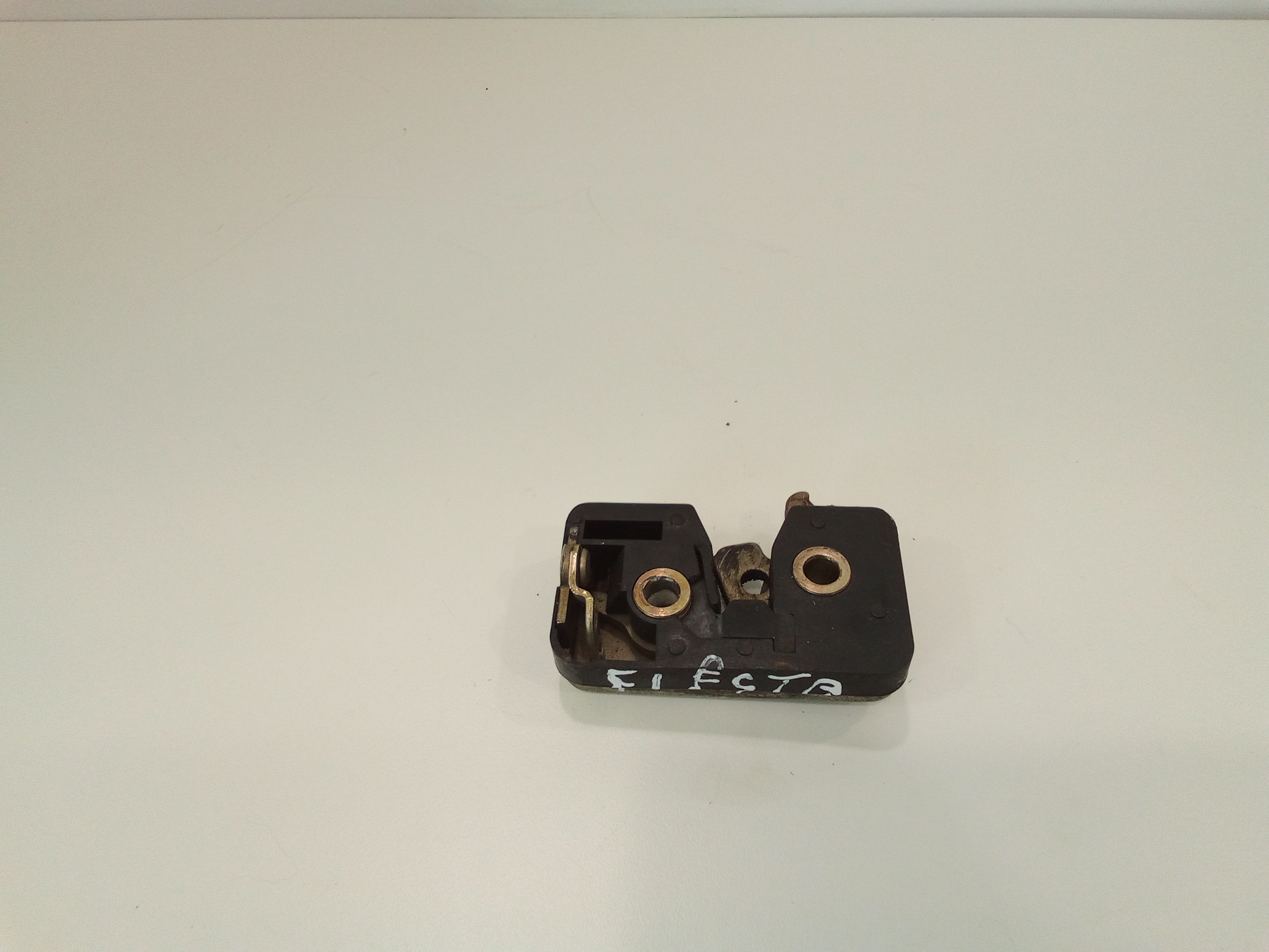 Serratura Cofano Posteriore per Ford Fiesta 1 Serie (1982 - 1996)