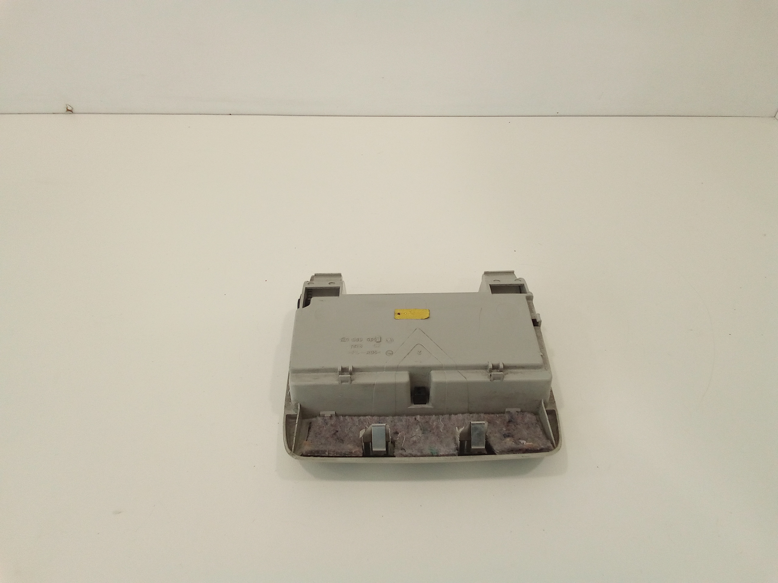 Vano portaoggetti per Skoda Fabia Berlina 2� Serie (2007 - 2014)