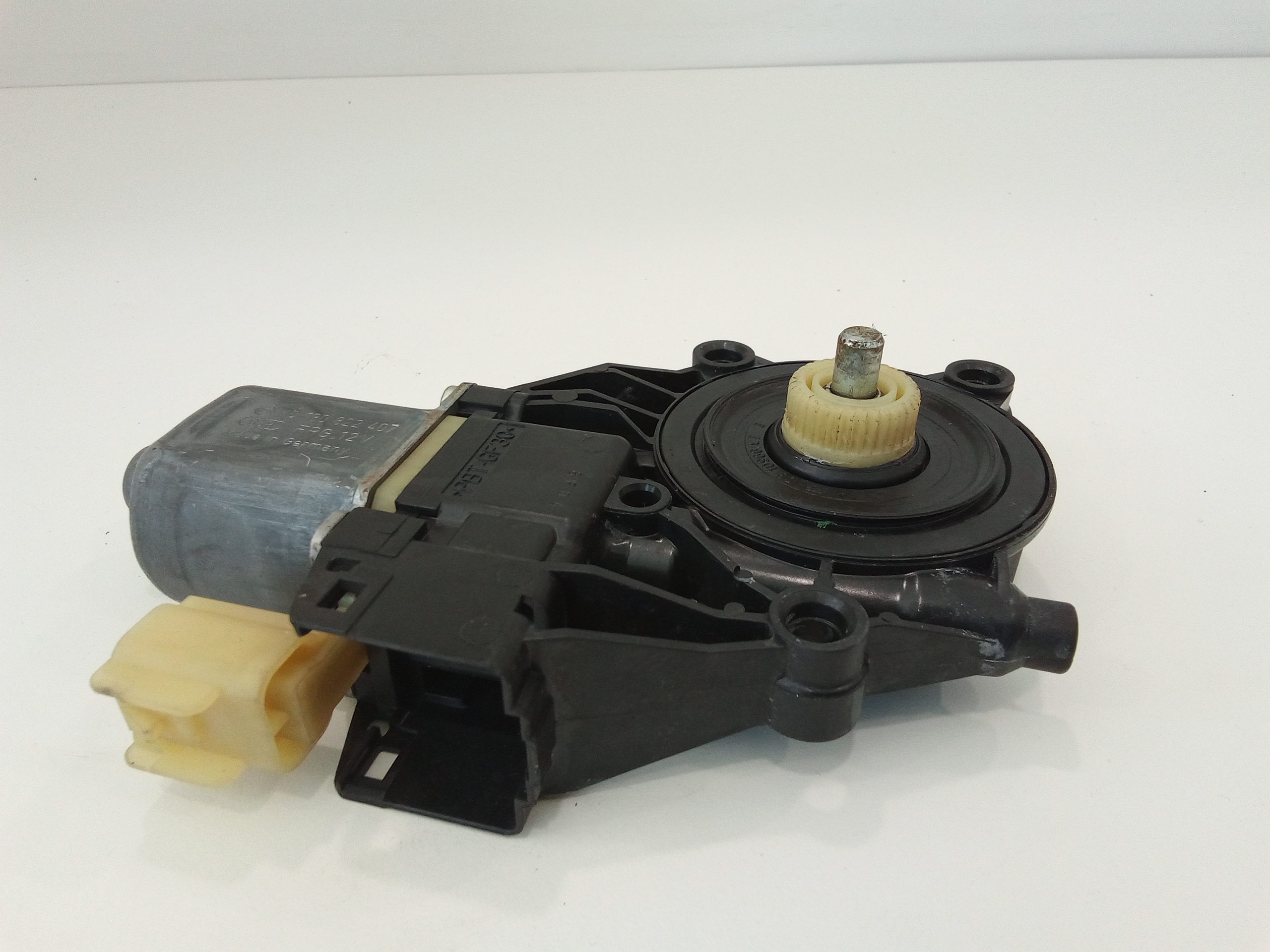 Motorino Alzavetro anteriore destra per Ford Fiesta 6 Serie (2008 - 2017)