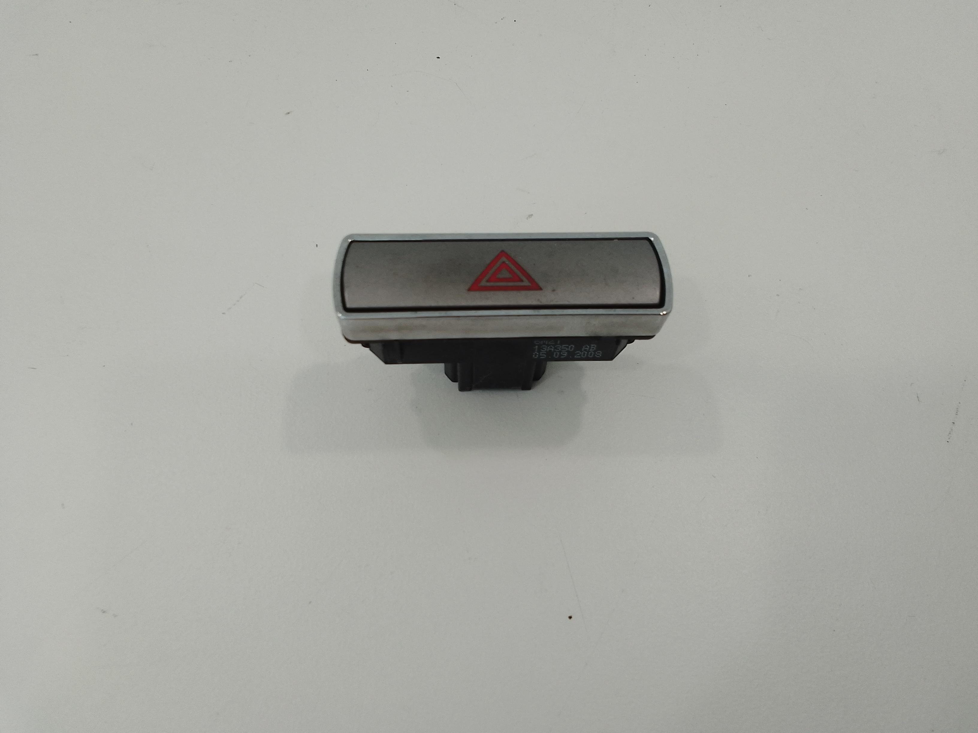 Pulsante luci di emergenza per Ford Mondeo S. Wagon 6 Serie (2007 - 2014)