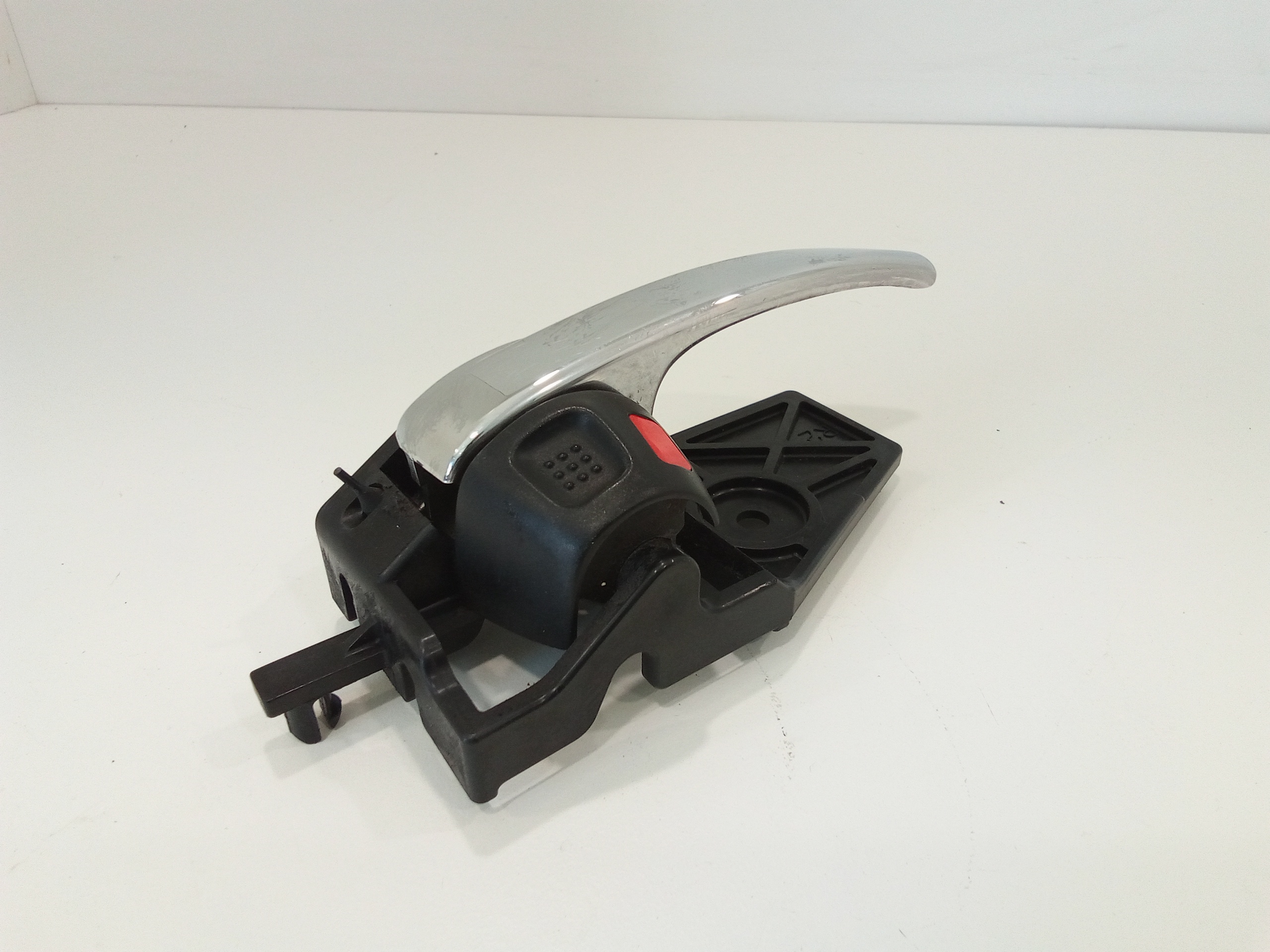 Maniglia interna Anteriore Destra per Suzuki Swift 5 Serie (10>12) (2010 - 2012)