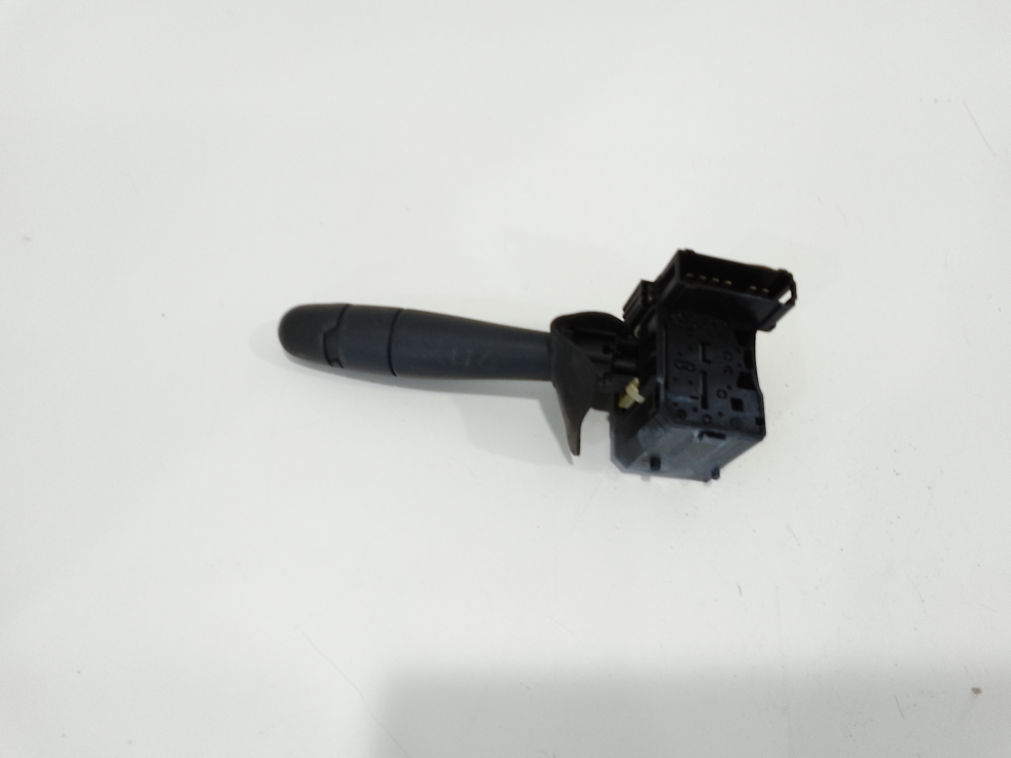 Devioluci destro per Dacia Sandero 1 Serie (2008 - 2012)