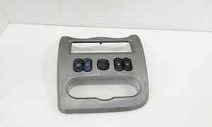 Modanatura Centrale Cruscotto per Dacia Sandero 1 Serie (2008 - 2012)