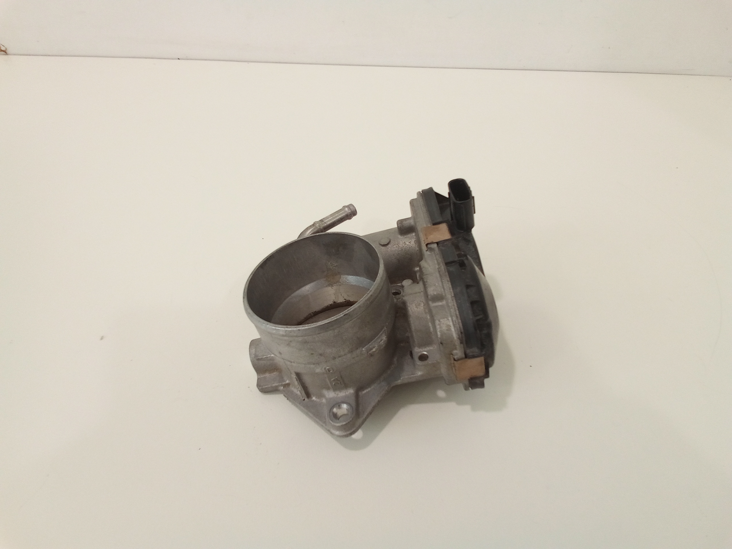 Corpo Farfallato per Lexus UX (2018 - )