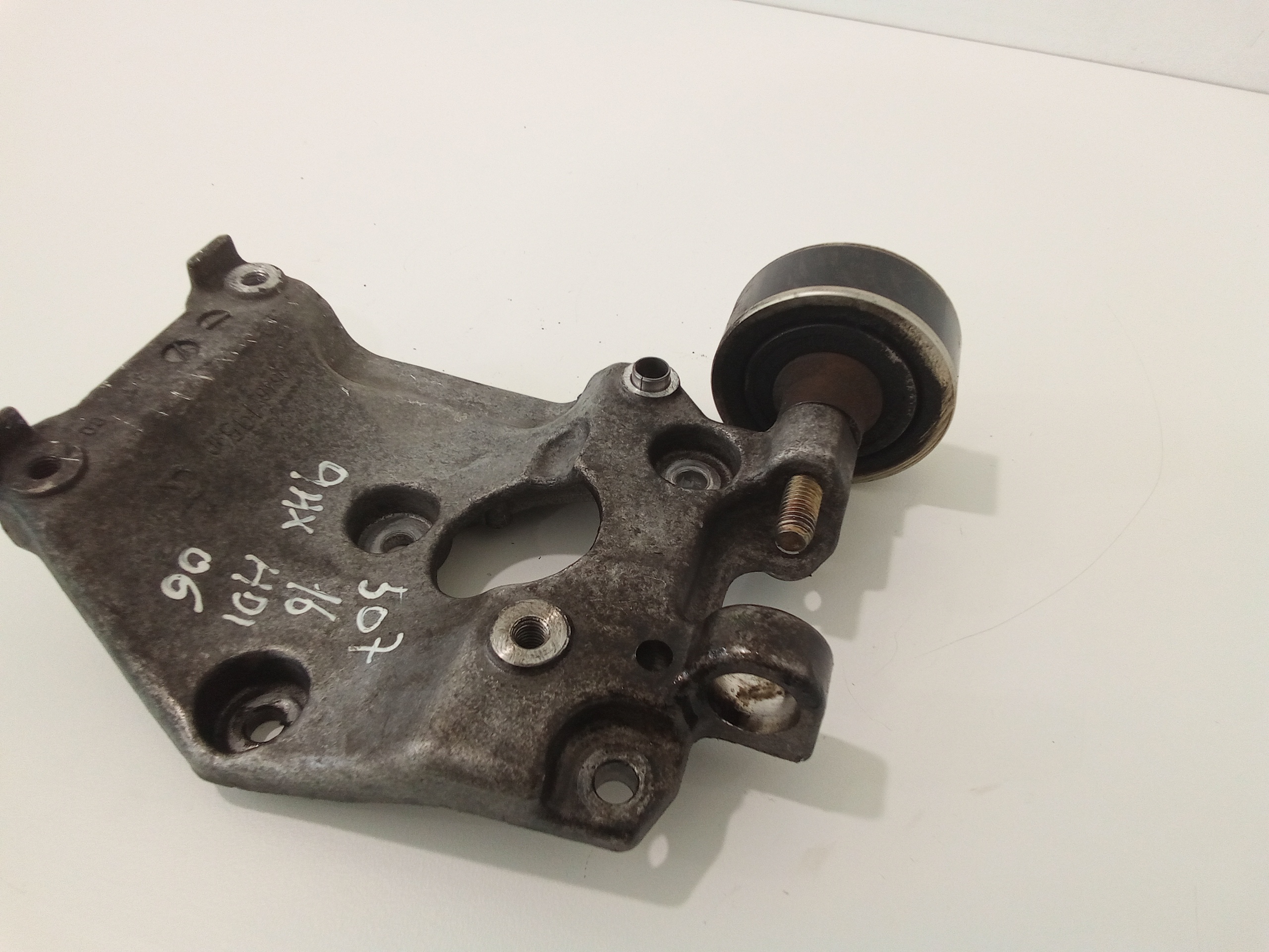 Supporto tendicinghia per Peugeot 307 Berlina (2001 - 2005)