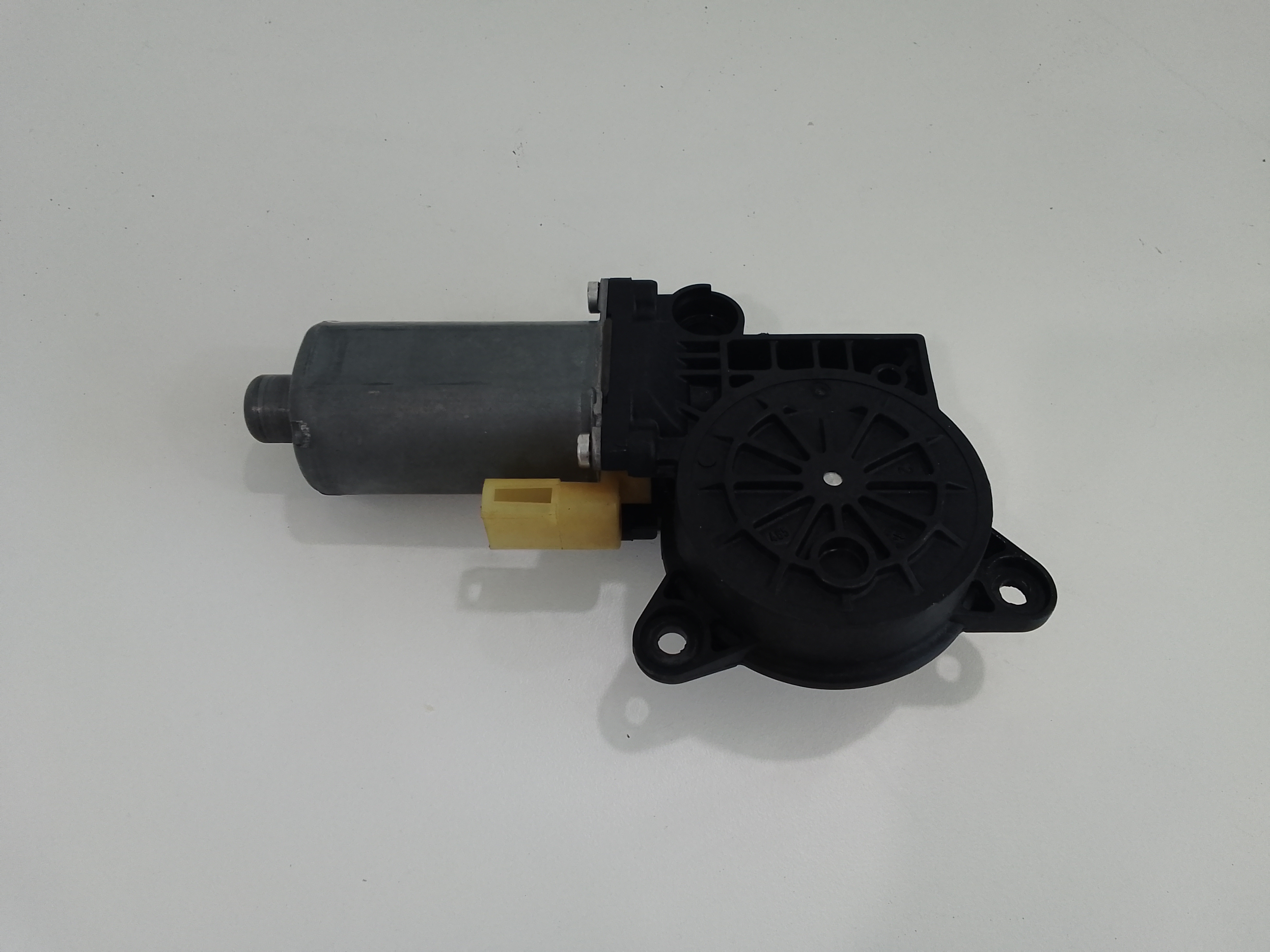 Motorino Alzavetro anteriore destra per Ford Fiesta 4 Serie (2002 - 2005)