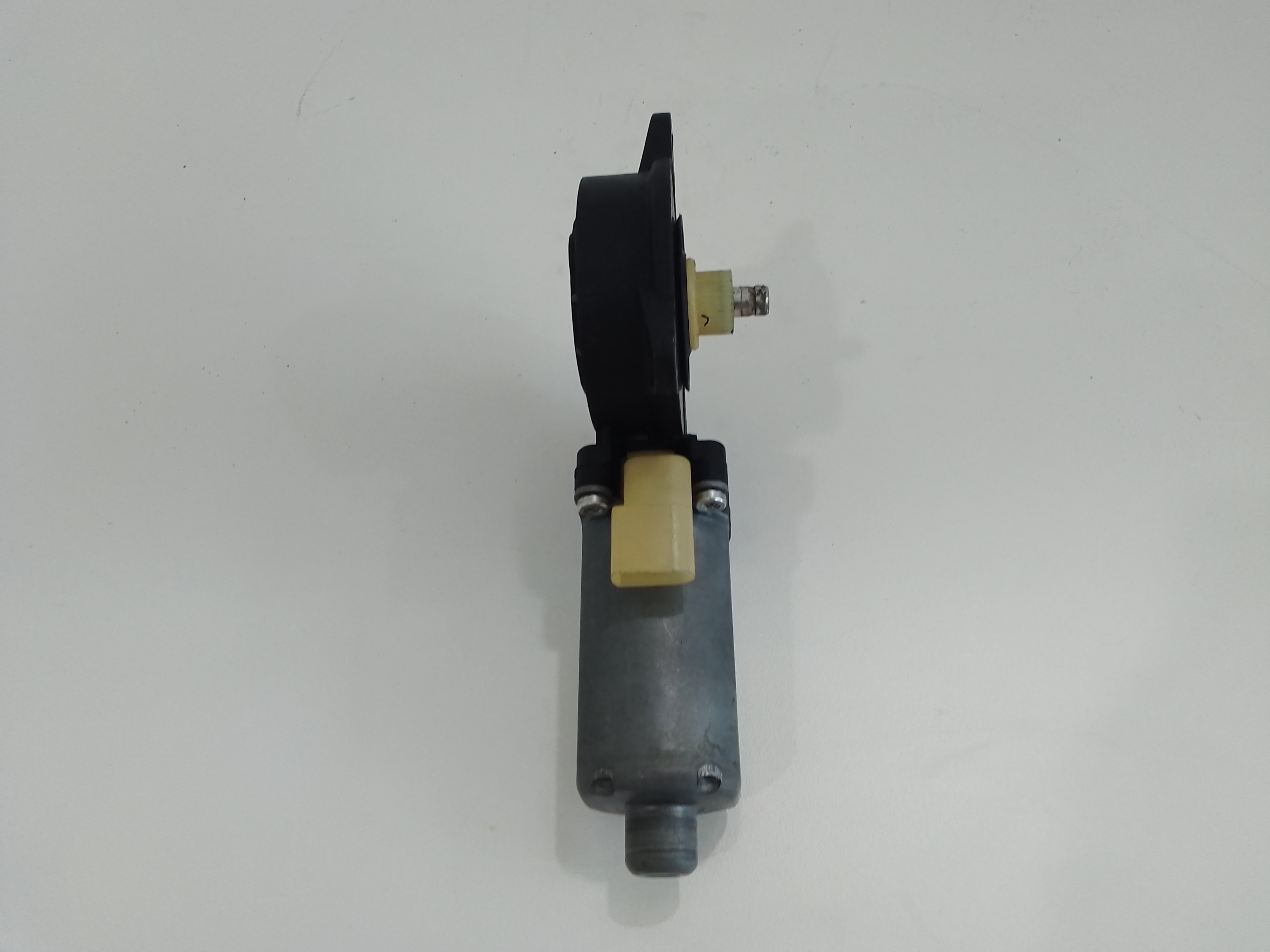 Motorino Alzavetro anteriore destra per Ford Fiesta 4 Serie (2002 - 2005)