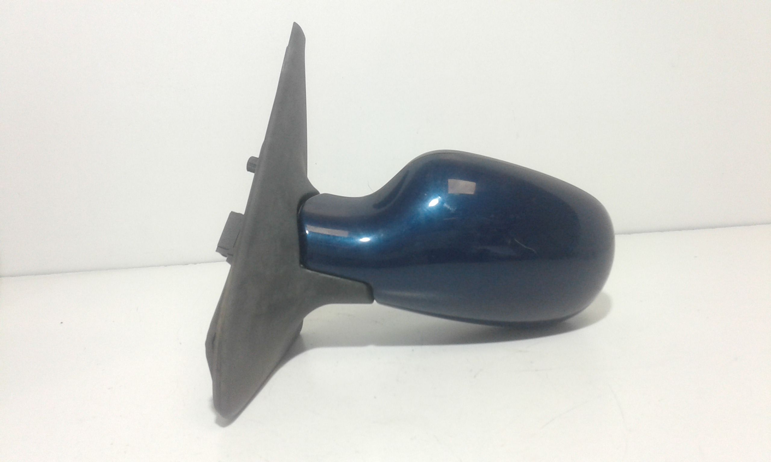 Specchietto Retrovisore Sinistro RENAULT Clio Serie (01>05)