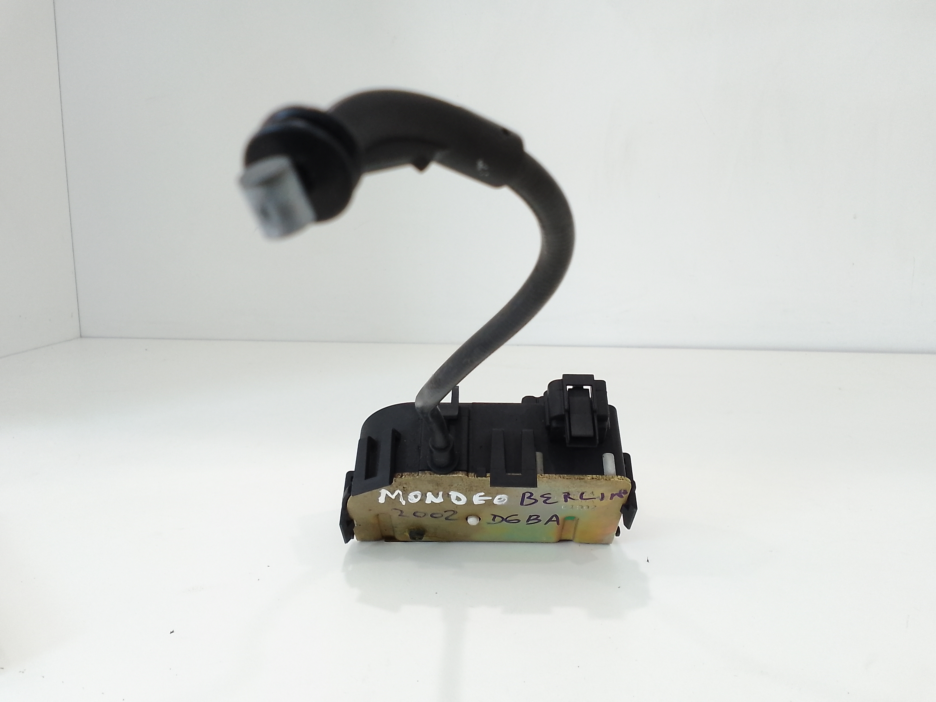 Serratura Cofano Posteriore per Ford Mondeo Berlina 3 Serie (2000 - 2003)