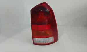 Stop fanale posteriore Destro Passeggero per Ford Focus S. Wagon 2 Serie (2001 - 2004)