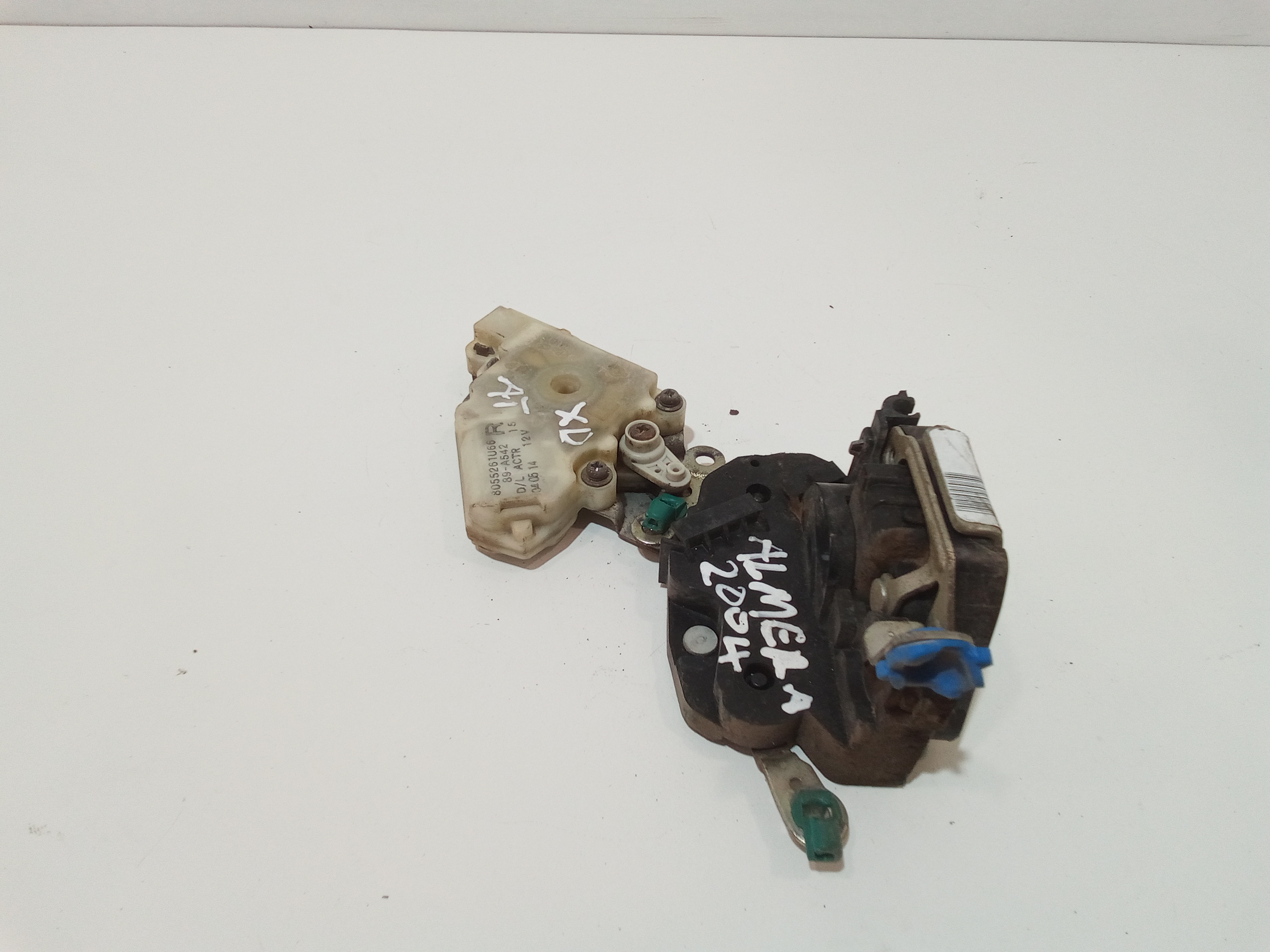 Serratura Anteriore Destra per Nissan Almera 3 Serie (2003 - 2006)