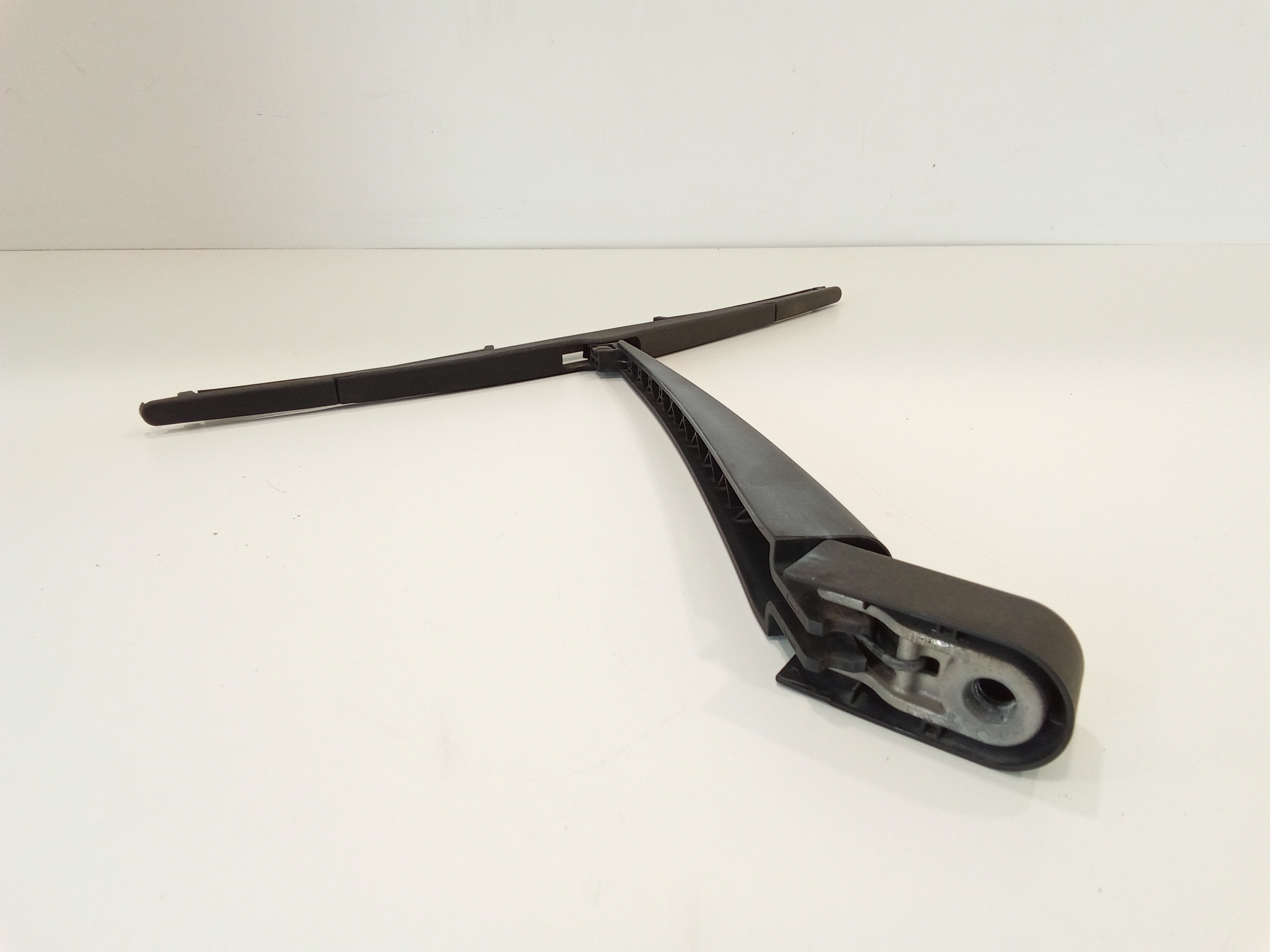 Braccio tergicristallo posteriore per Peugeot 207 2 Serie (2009 - In produzione)