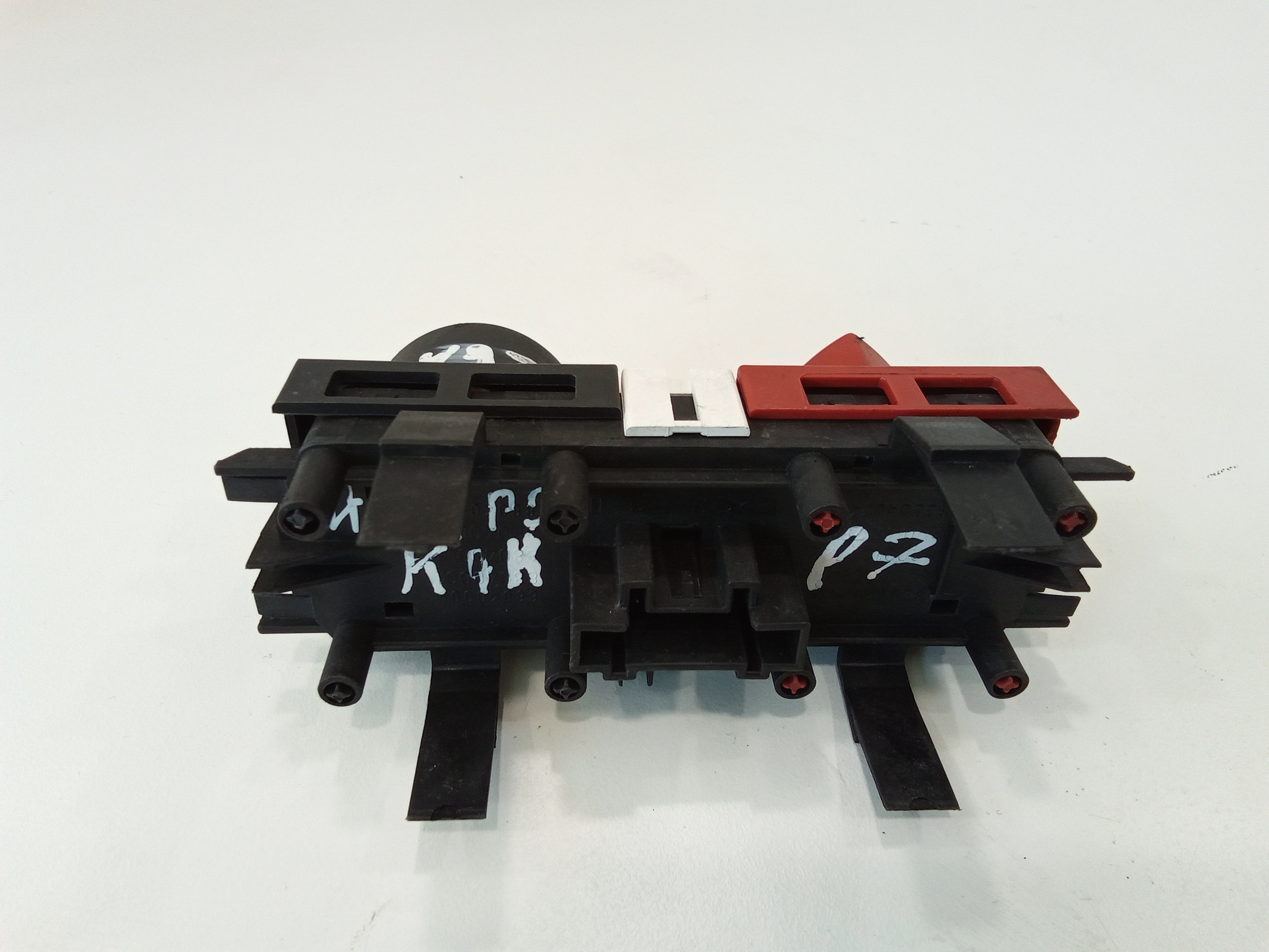 Pulsante luci di emergenza per Renault Megane Ll Grand Tour  (02>06) (2002 - 2006)