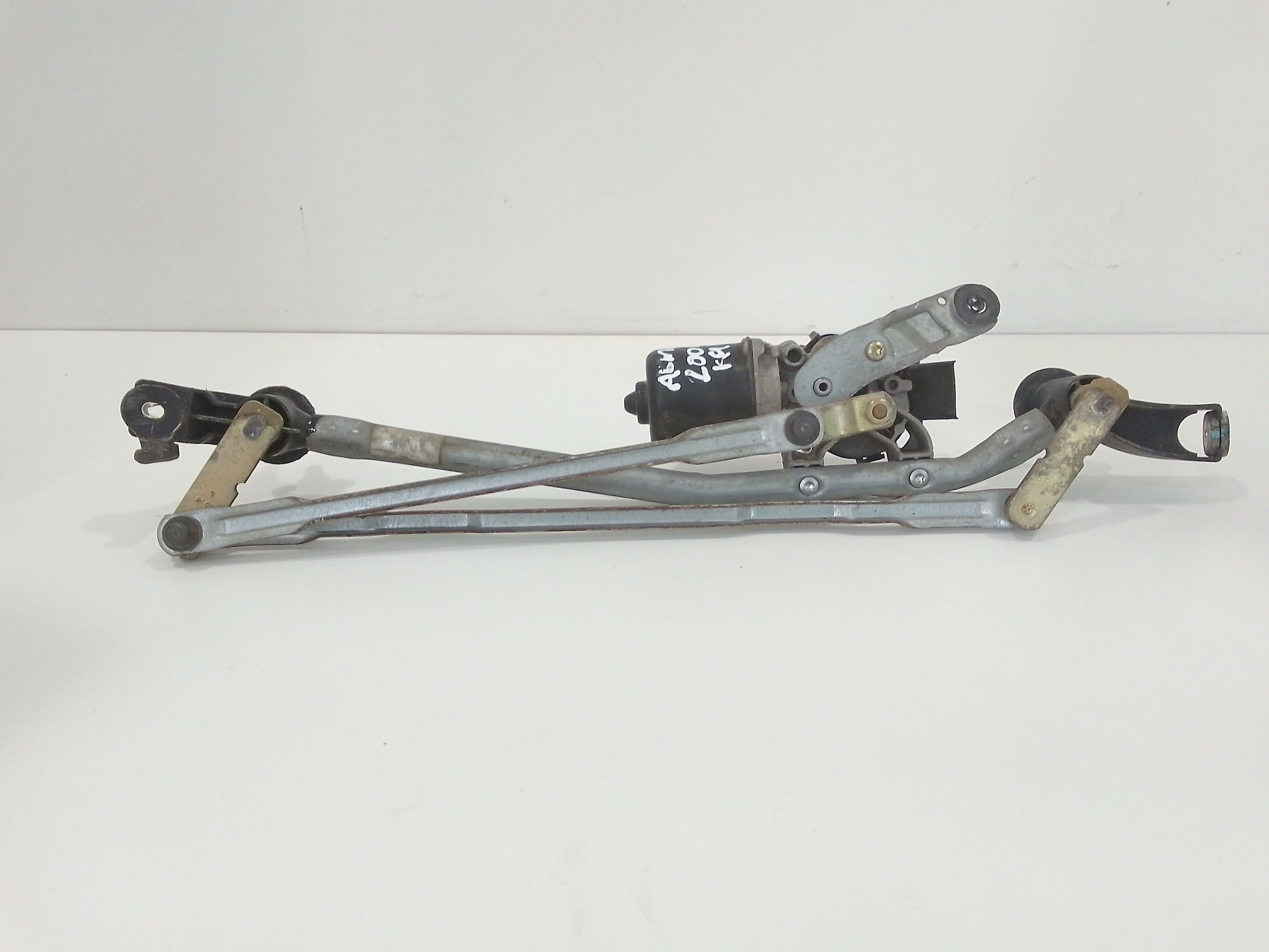 Tandem tergicristallo per Nissan Almera 3 Serie (2003 - 2006)