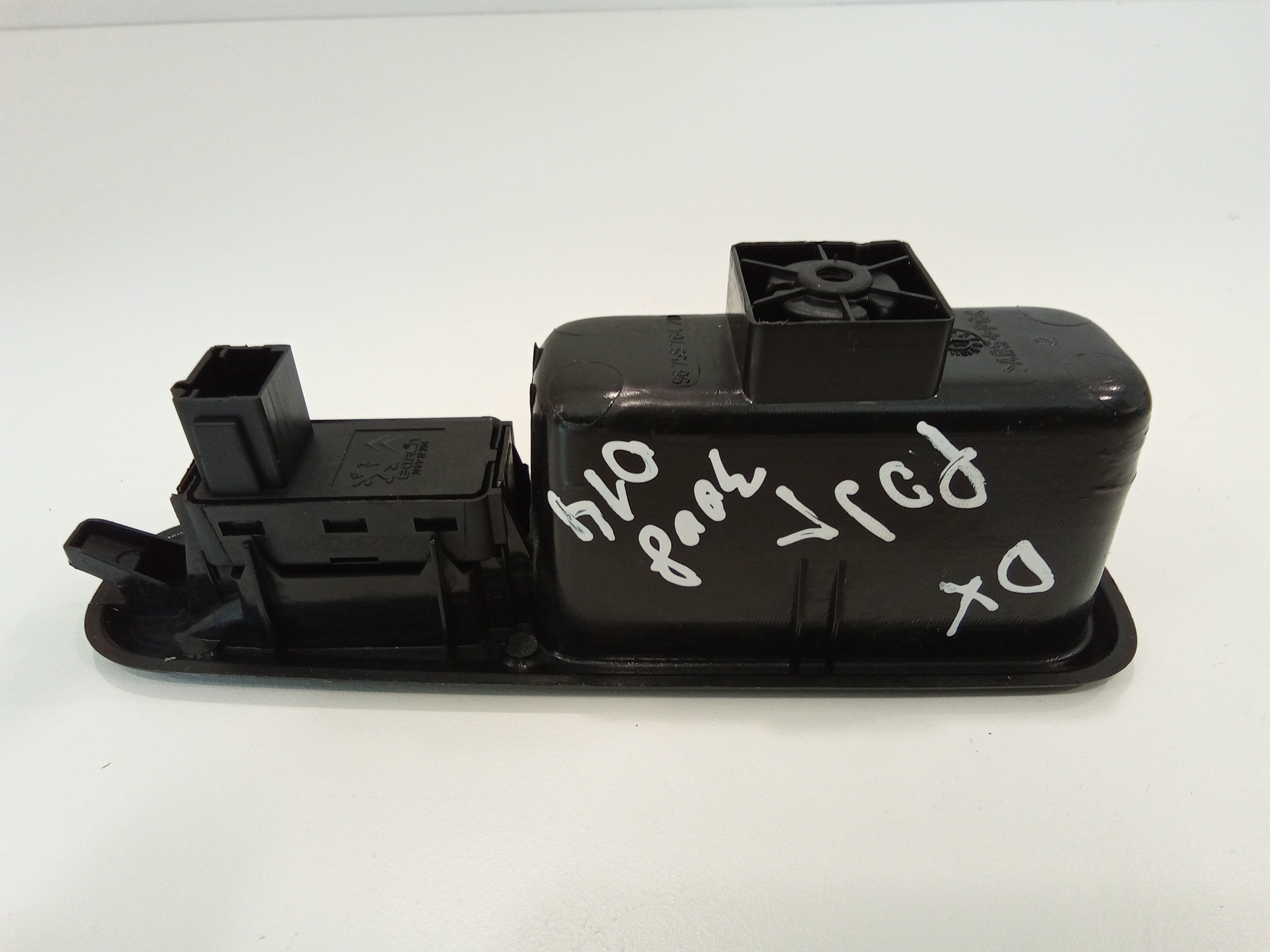 Pulsantiera Posteriore Destra per Peugeot 3008 Serie (09>16) (2009 - 2016)