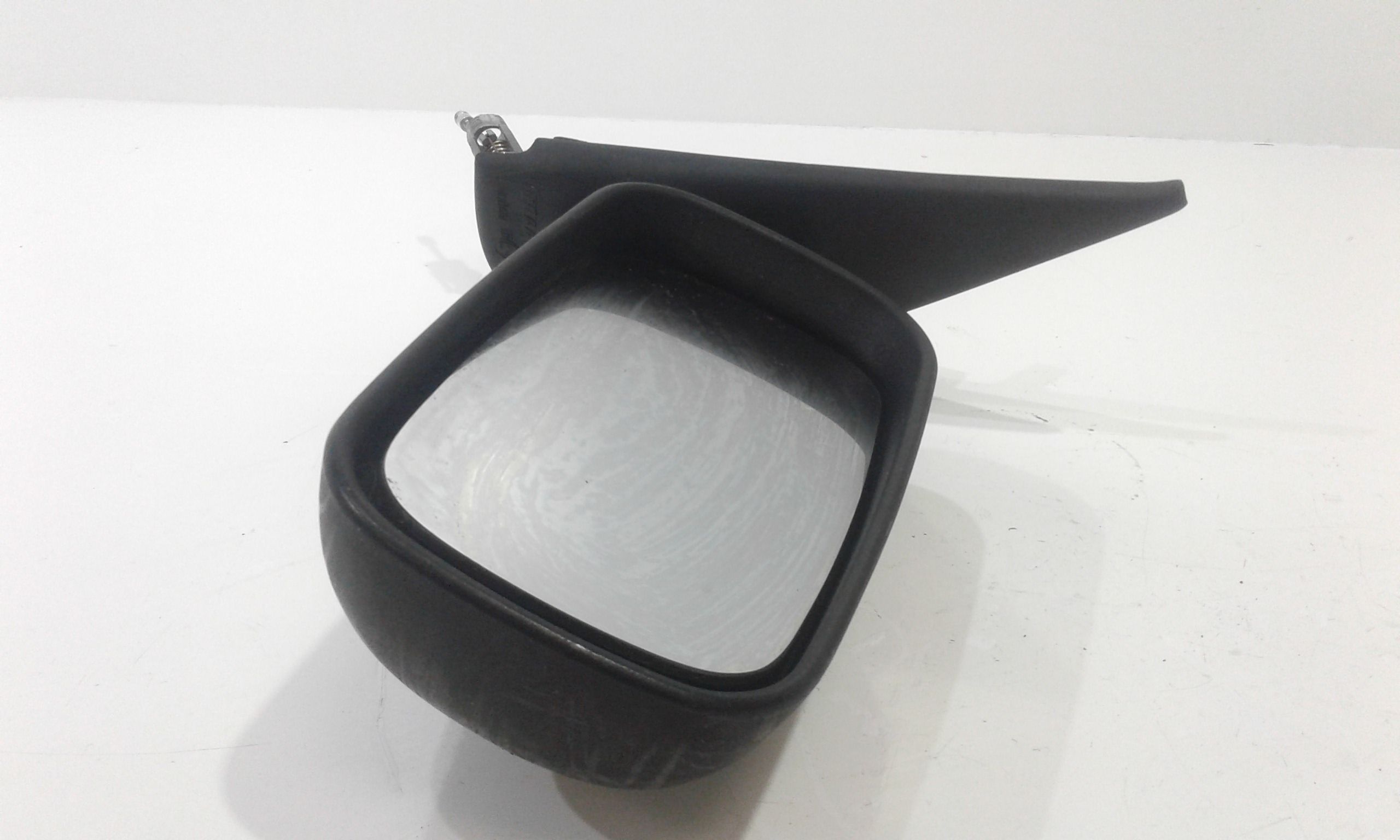 Specchietto Retrovisore Destro FIAT Punto Berlina 3P