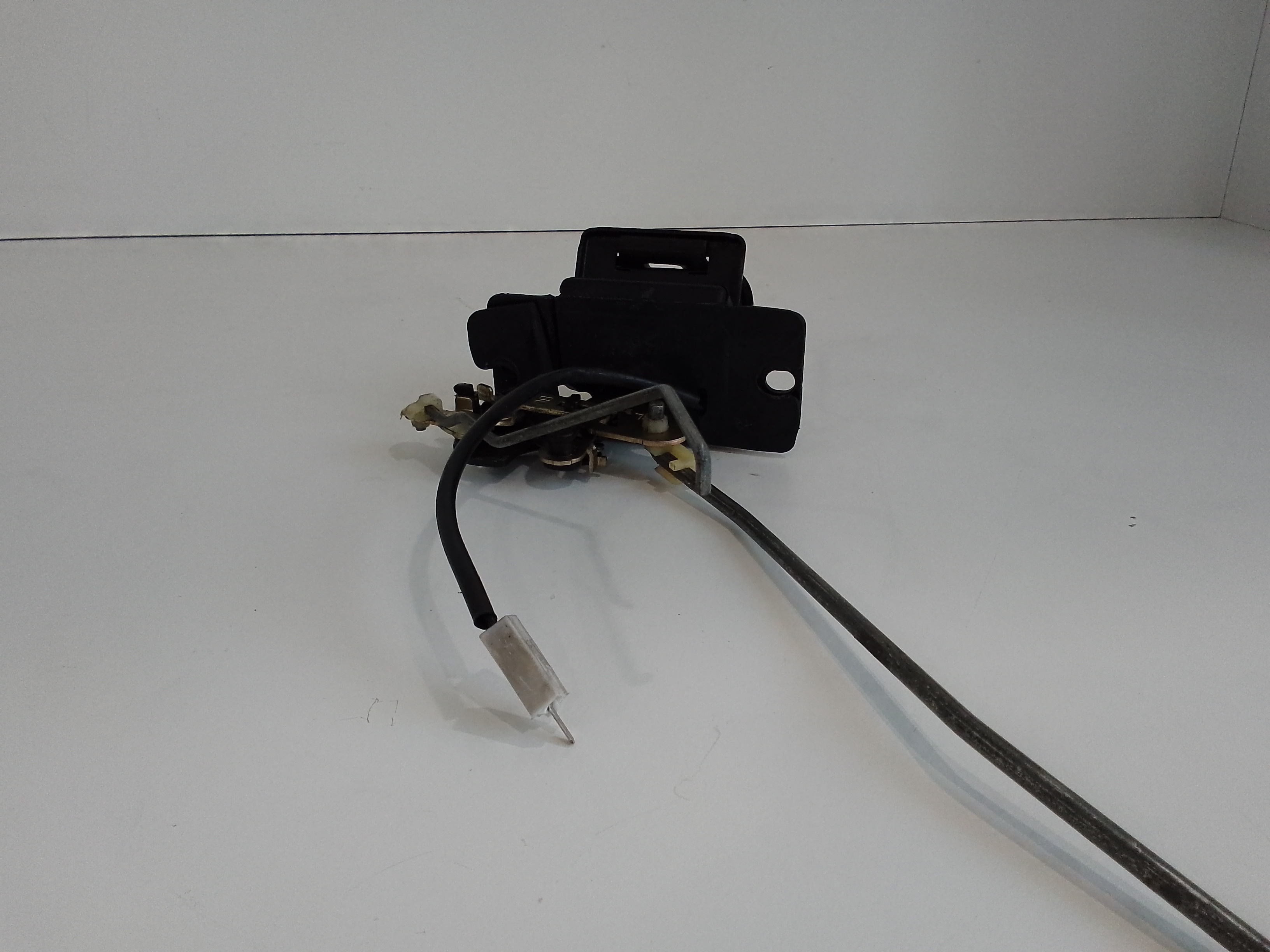 Serratura Cofano Posteriore per Kia Sorento 1 Serie (2002 - 2006)