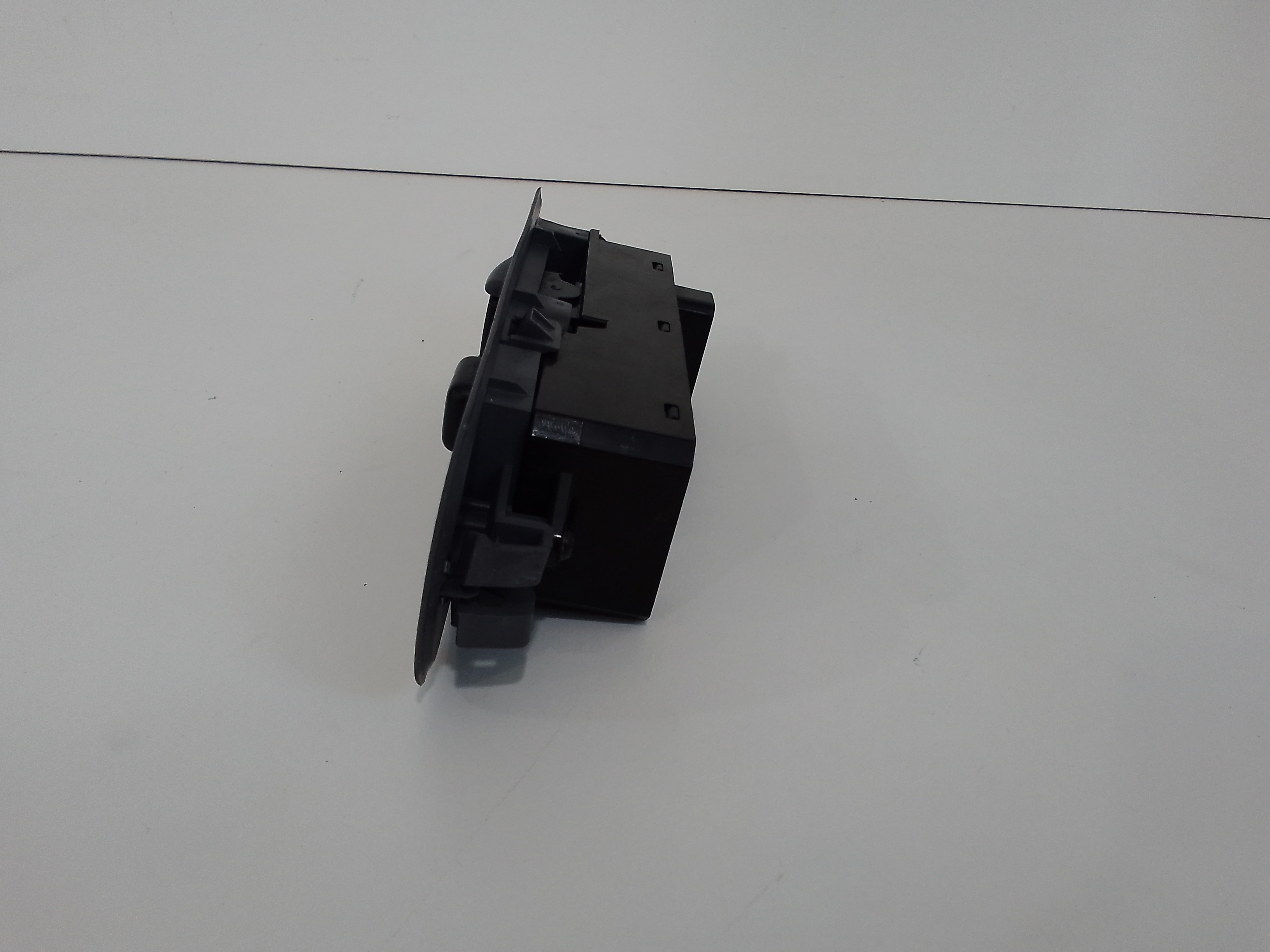 Pulsantiera anteriore sinistra Guida per Mitsubishi Colt Serie 3p (z30)  (04>12) (2004 - 2012)