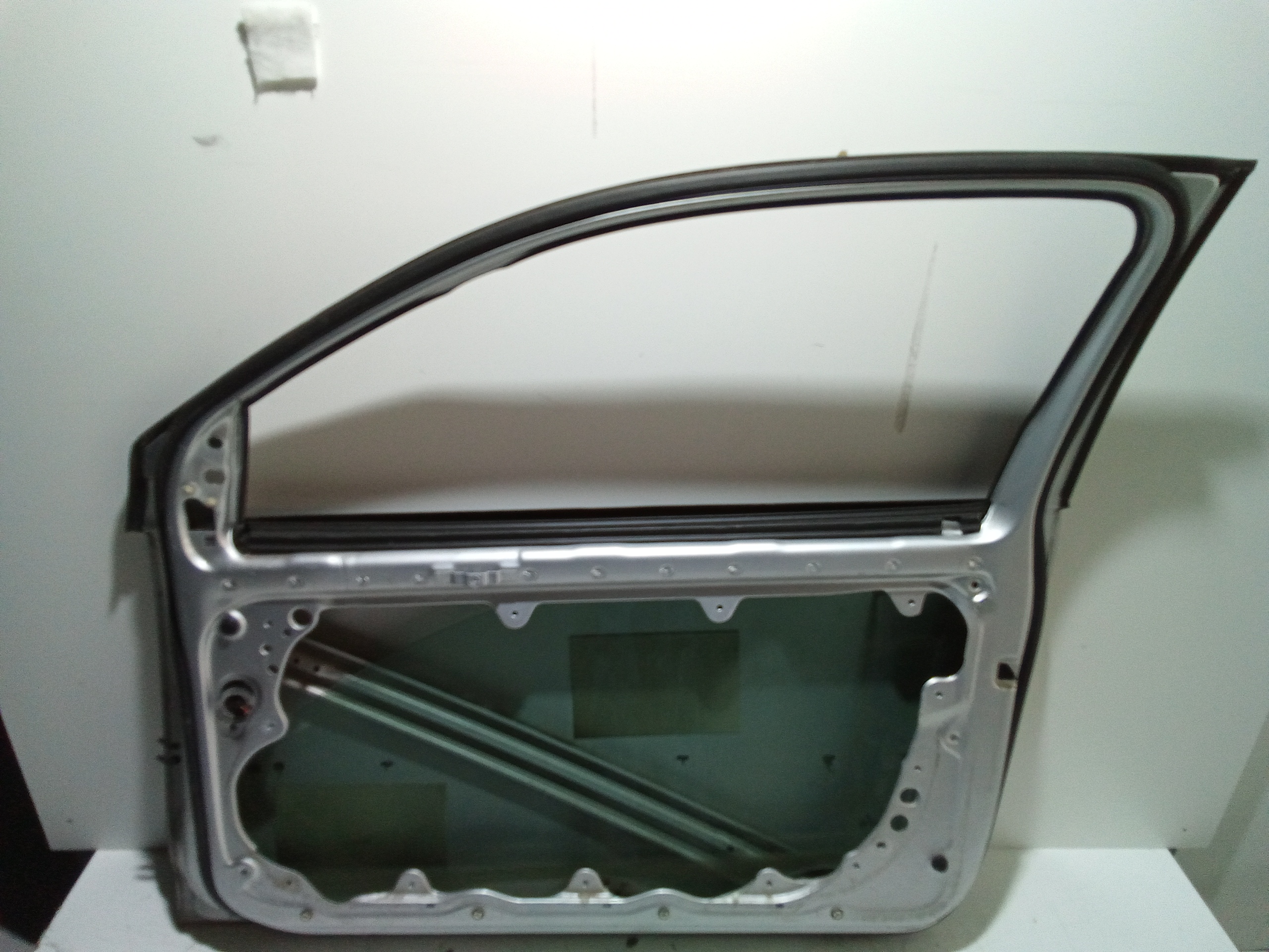 Portiera anteriore Destra per Volkswagen Polo 4 Serie (2001 - 2009)