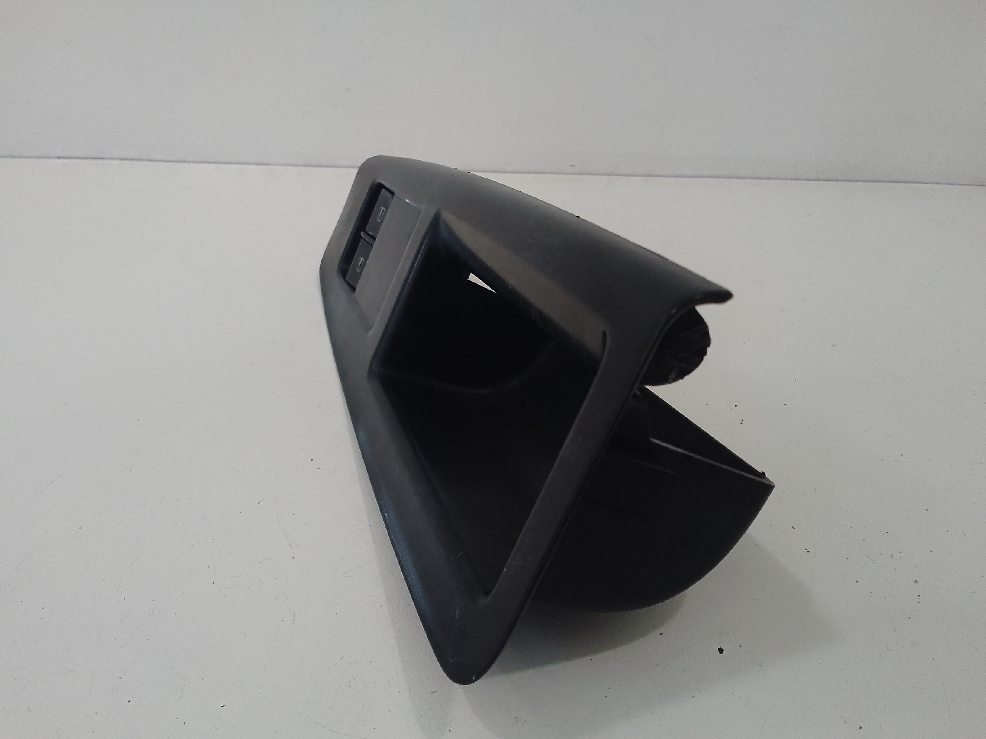 Pulsantiera anteriore sinistra Guida per Volkswagen Polo 4 Serie (2001 - 2009)