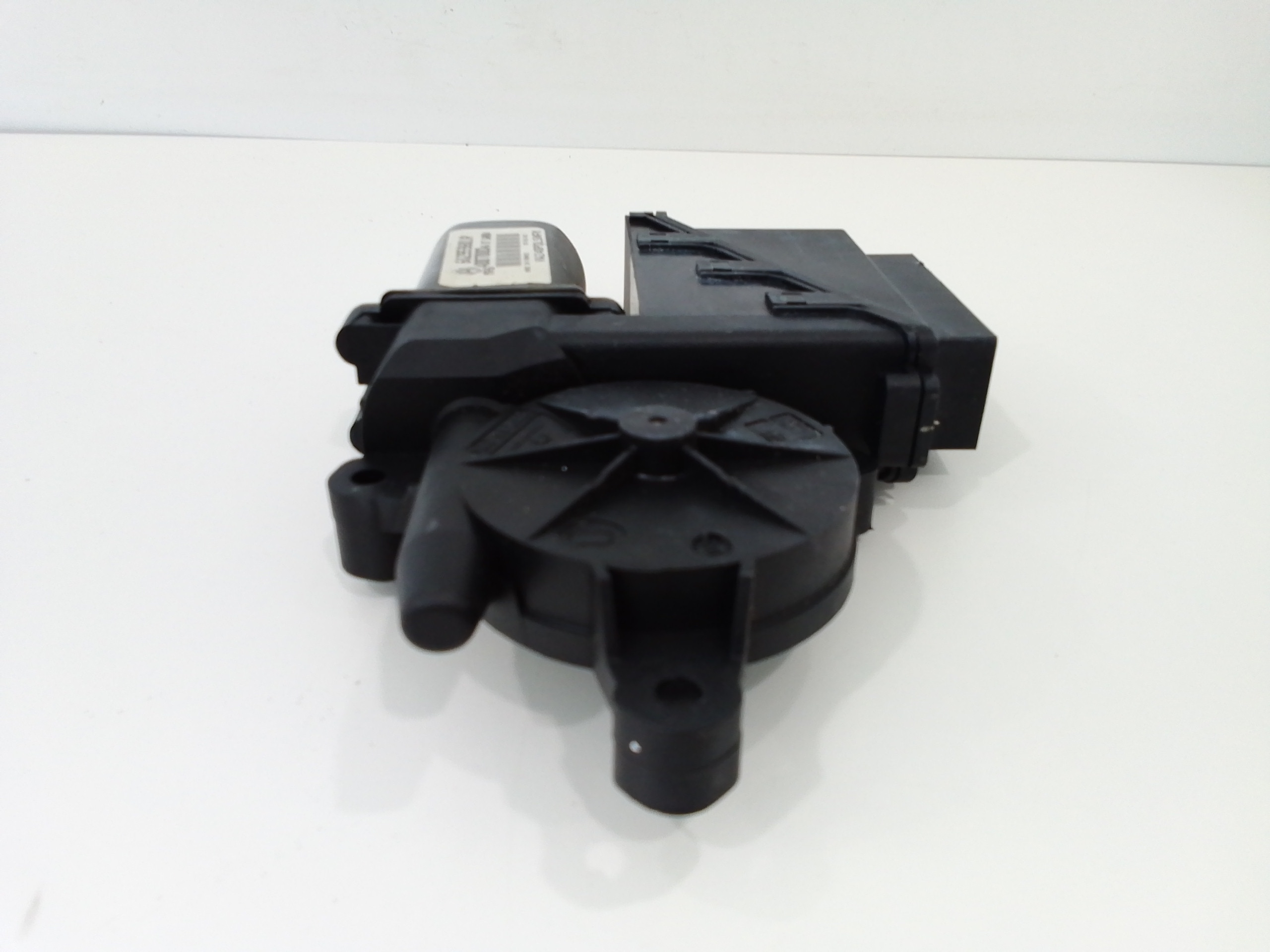 Motorino Alzavetro anteriore destra per Volkswagen Polo 4 Serie (2001 - 2009)