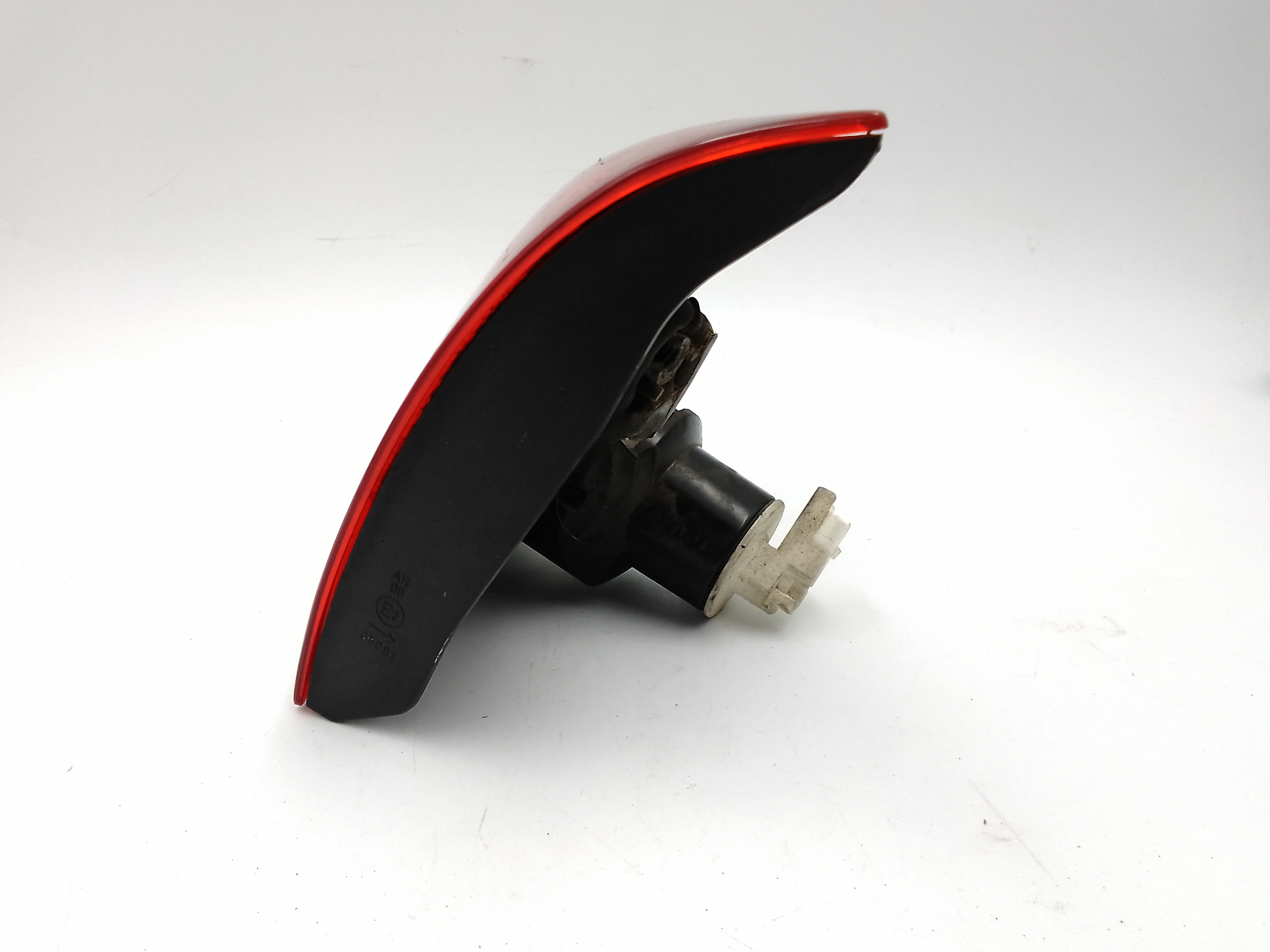 Stop Posteriore Destro Integrato nel Portello per Nissan Qashqai 1 Serie (2006 - 2009)