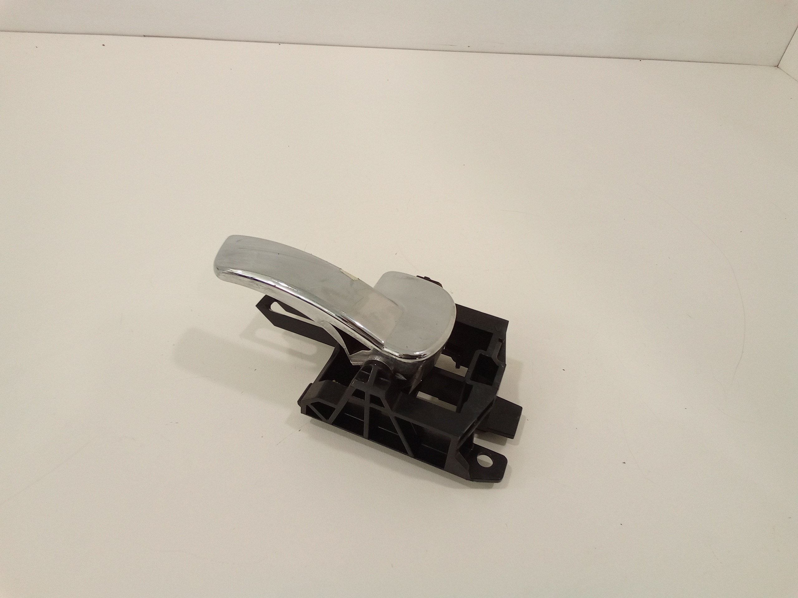 Maniglia interna Anteriore Destra per Nissan Qashqai 1 Serie (2006 - 2009)