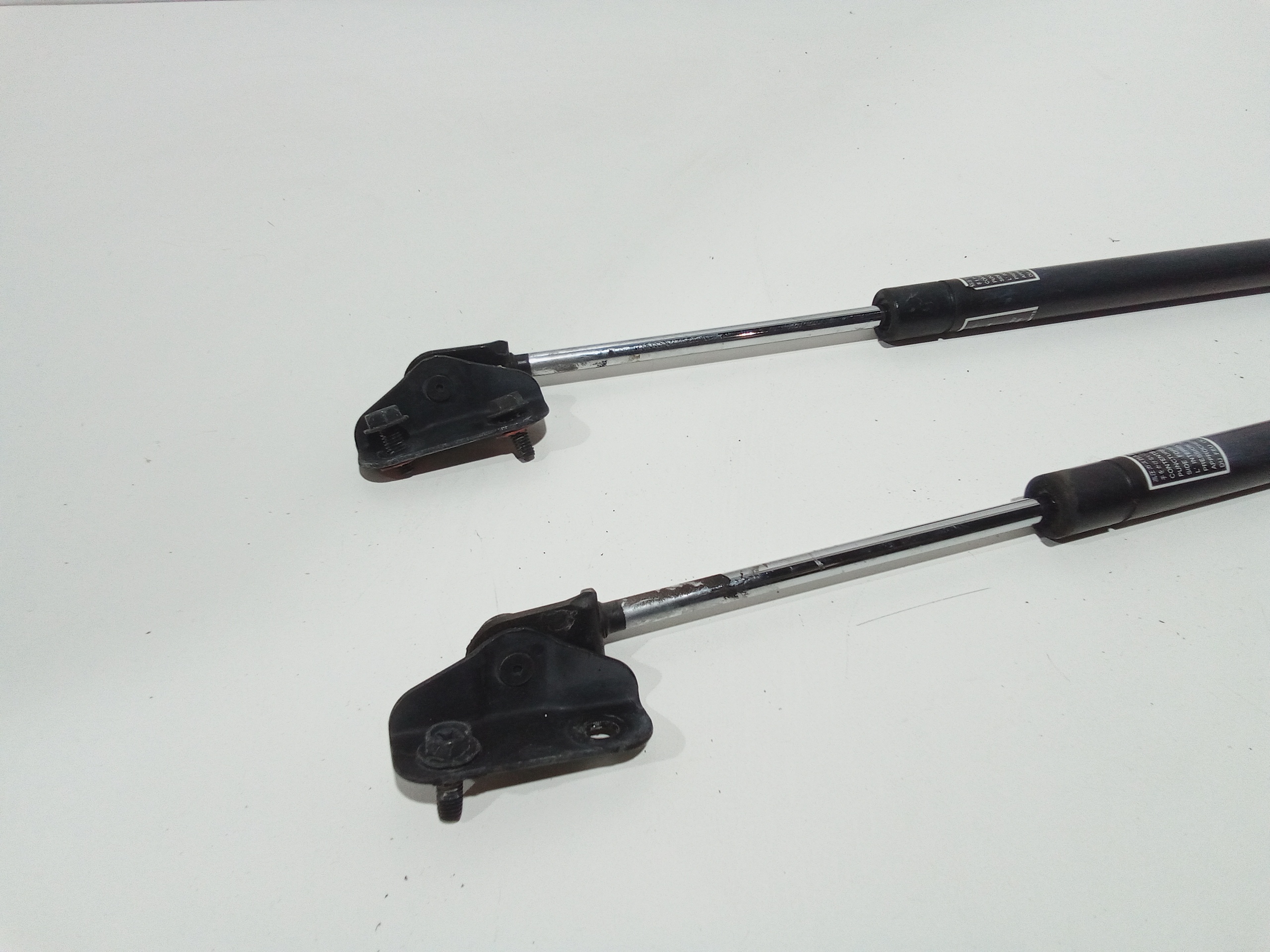 Pistoncini cofano ant per Subaru Forester SH (2008 - 2011)