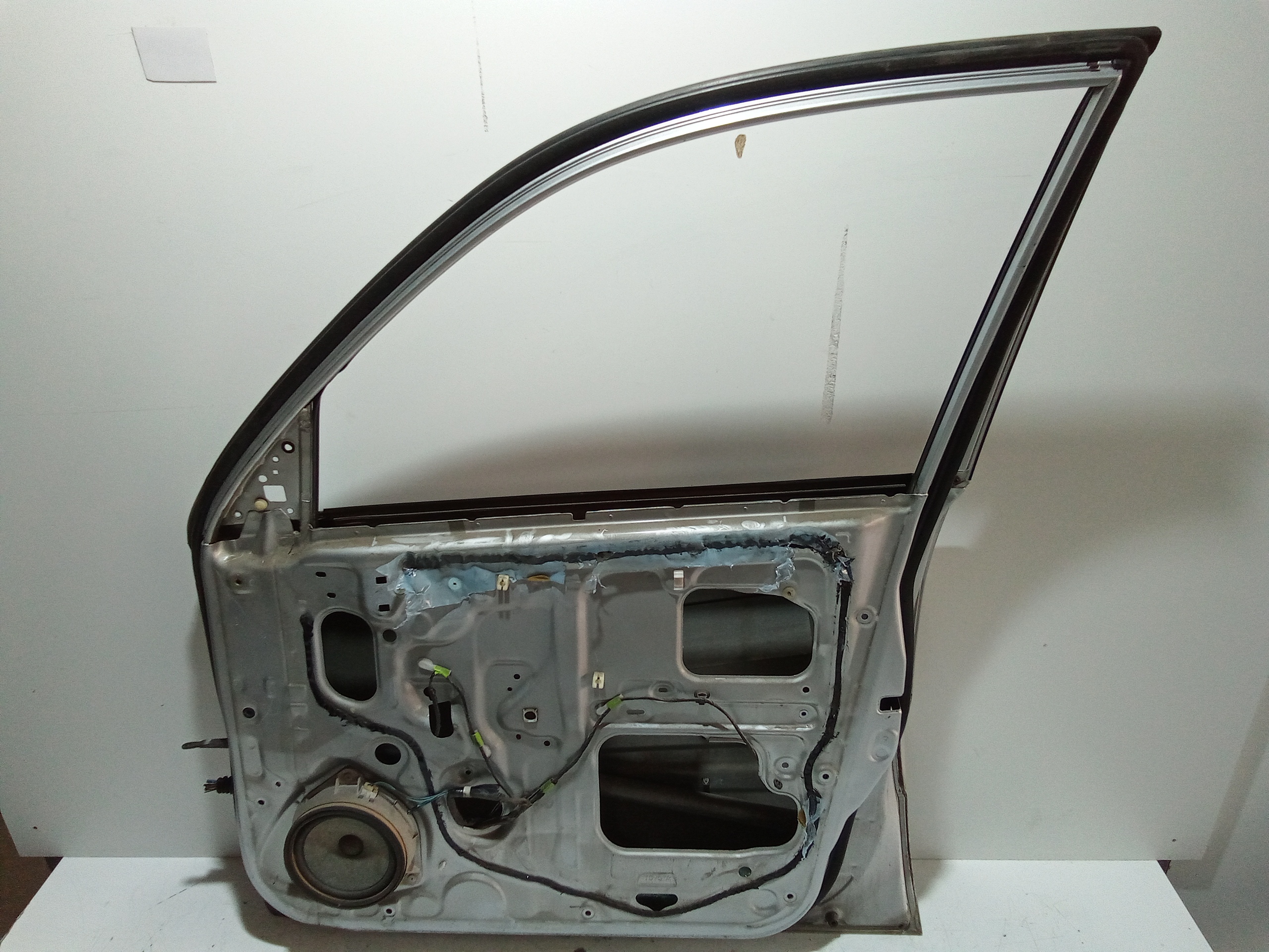 Portiera anteriore Destra per Toyota Rav4 3 Serie (2003 - 2005)