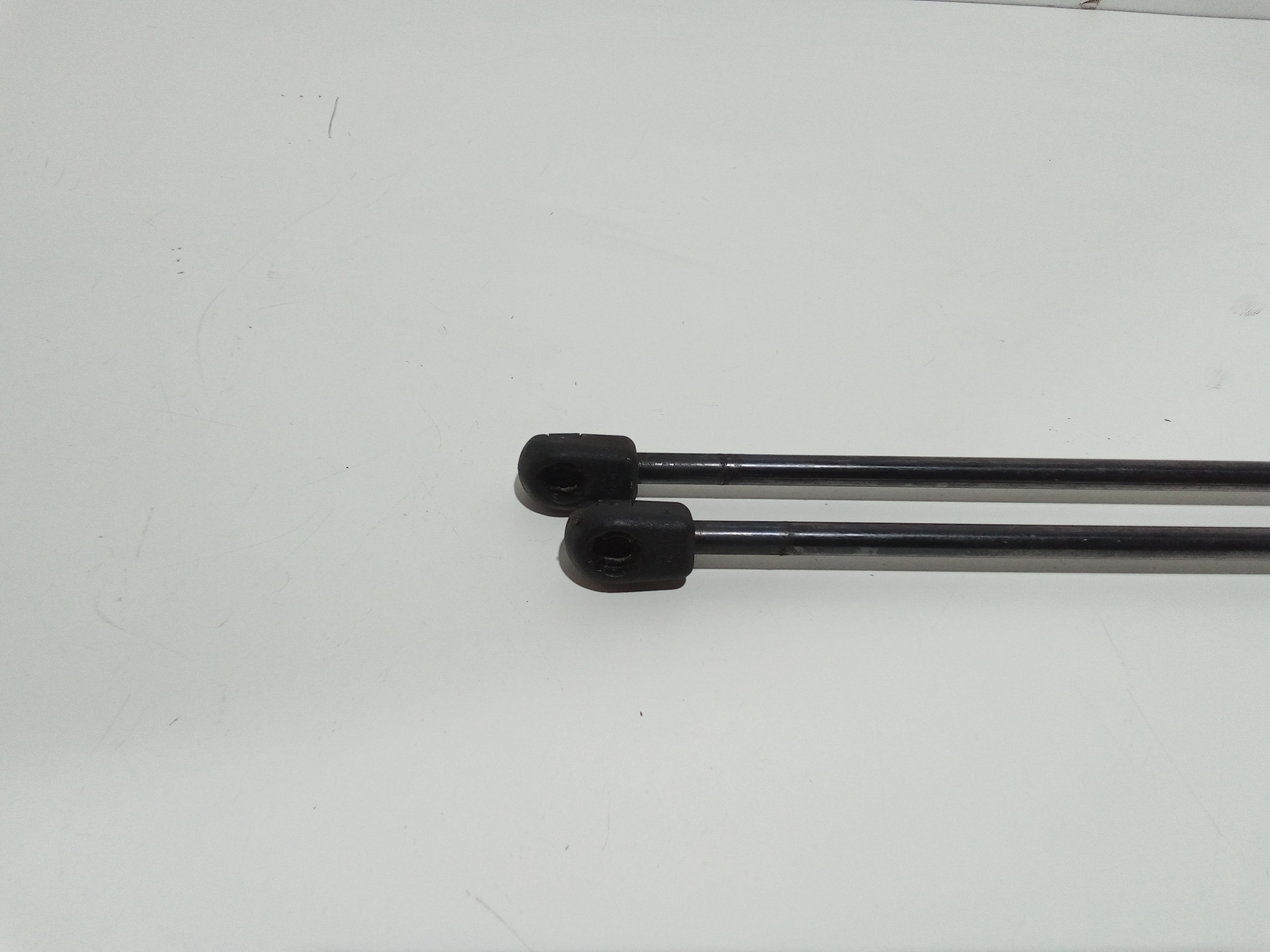 Pistoncini cofano Post. per Fiat Punto Berlina 3p 3 Serie (2003 - In produzione)