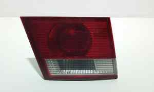 Stop Posteriore Sinistro Integrato nel Portello per Kia Carens 1 Serie (2002 - 2006)