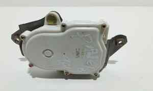 Motorino chiusura centralizzata per Mitsubishi Pajero Sport (1999 - In produzione)