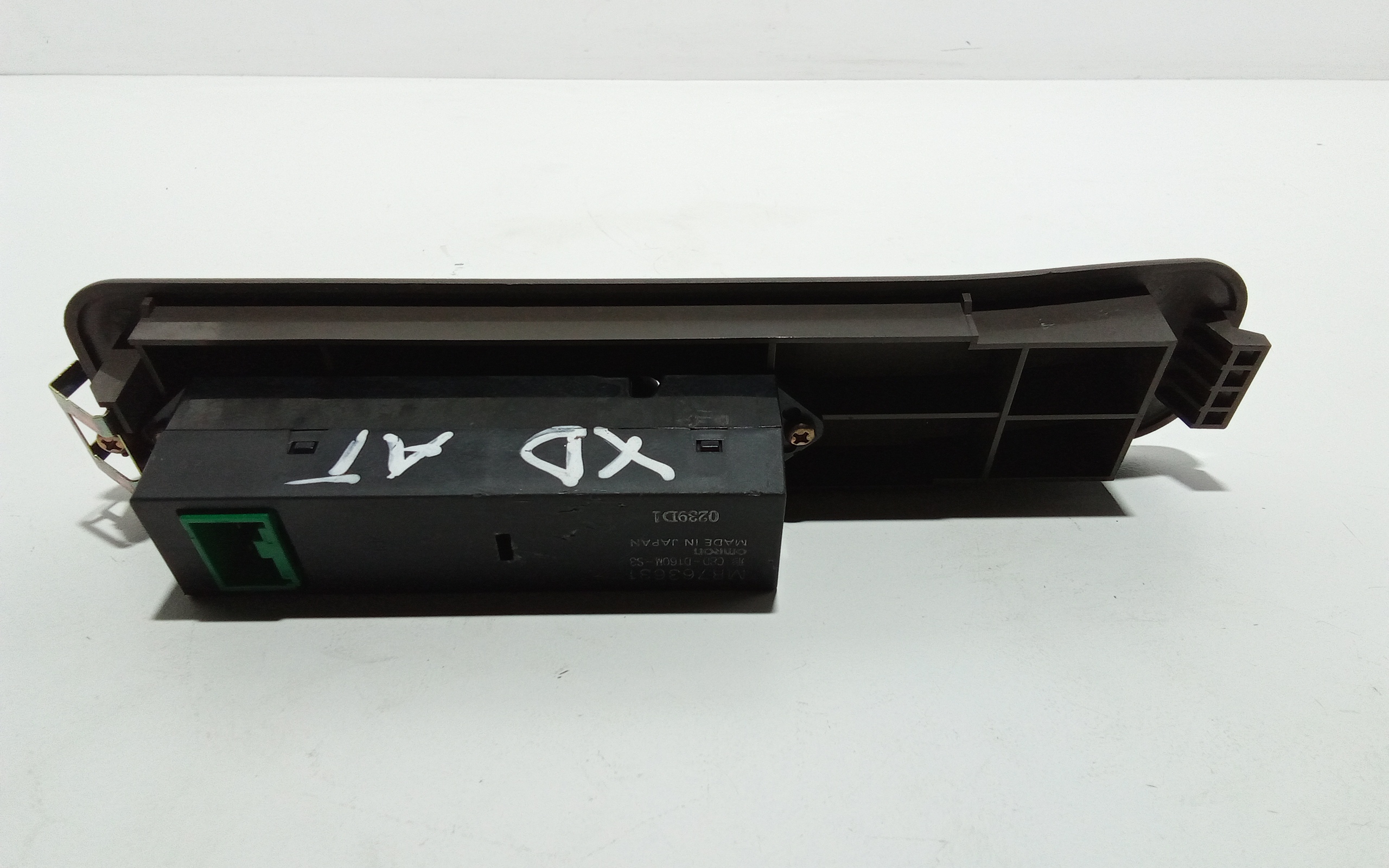 Pulsantiera Anteriore Destra Passeggero per Mitsubishi Pajero Sport (1999 - In produzione)