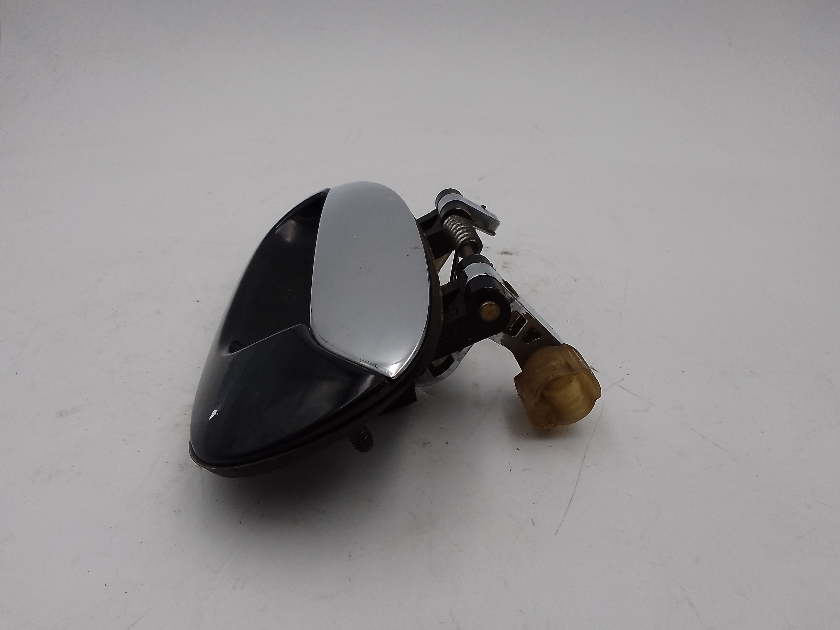 Maniglia esterna Anteriore Destra per Kia Carens 1 Serie (2002 - 2006)