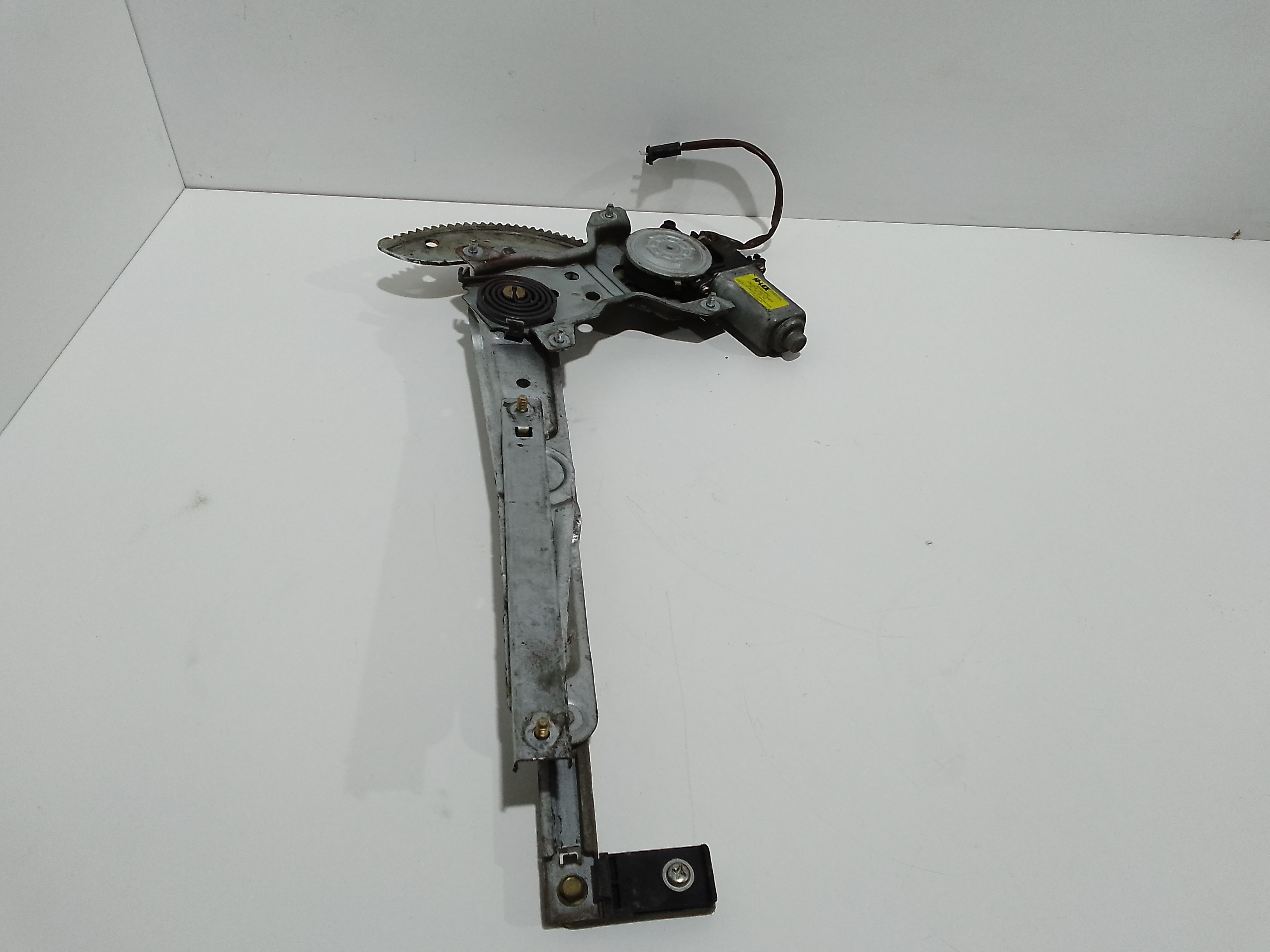 Cremagliera anteriore sinistra Guida per Kia Carens 1 Serie (2002 - 2006)