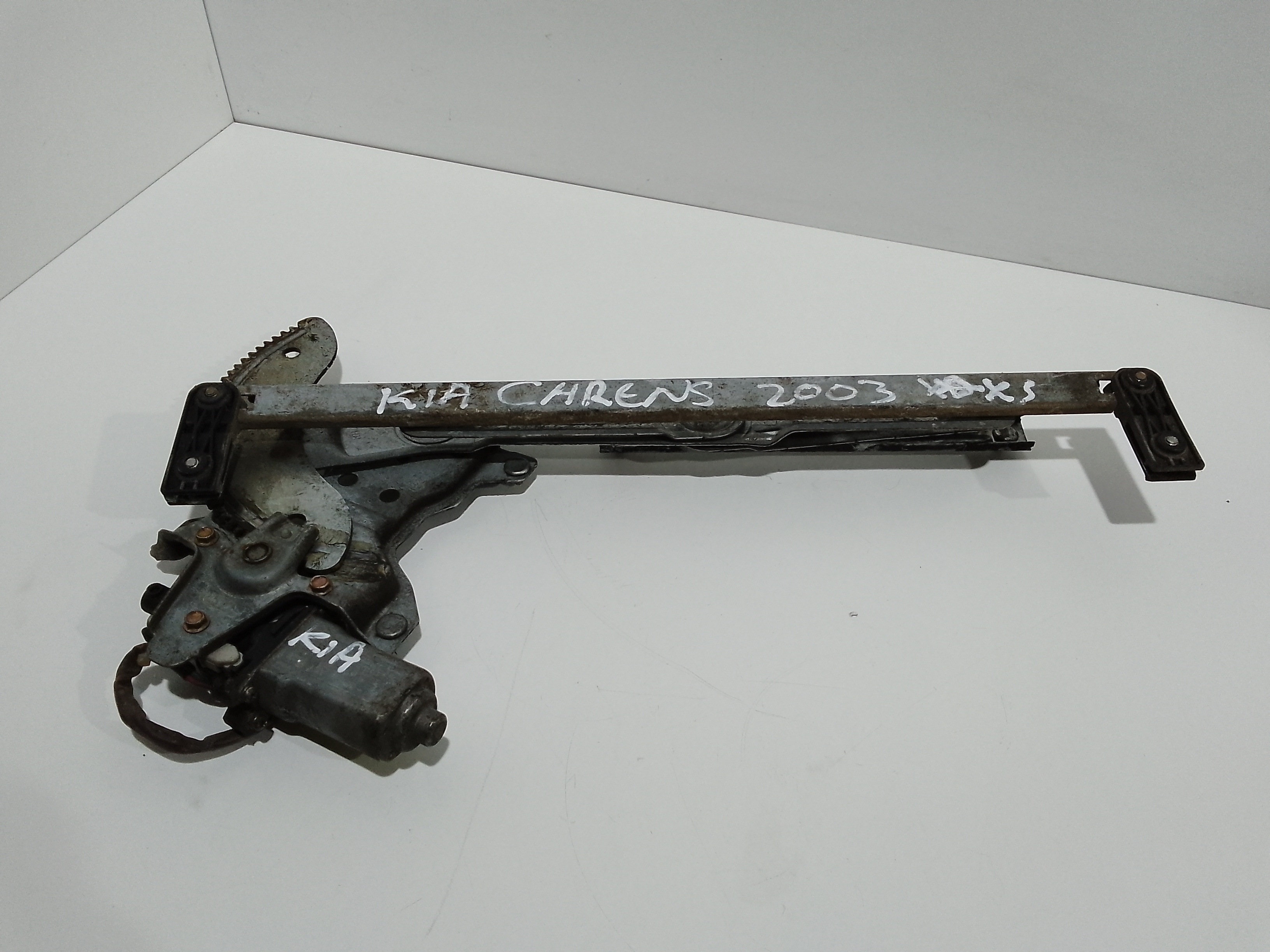 Cremagliera anteriore sinistra Guida per Kia Carens 1 Serie (2002 - 2006)