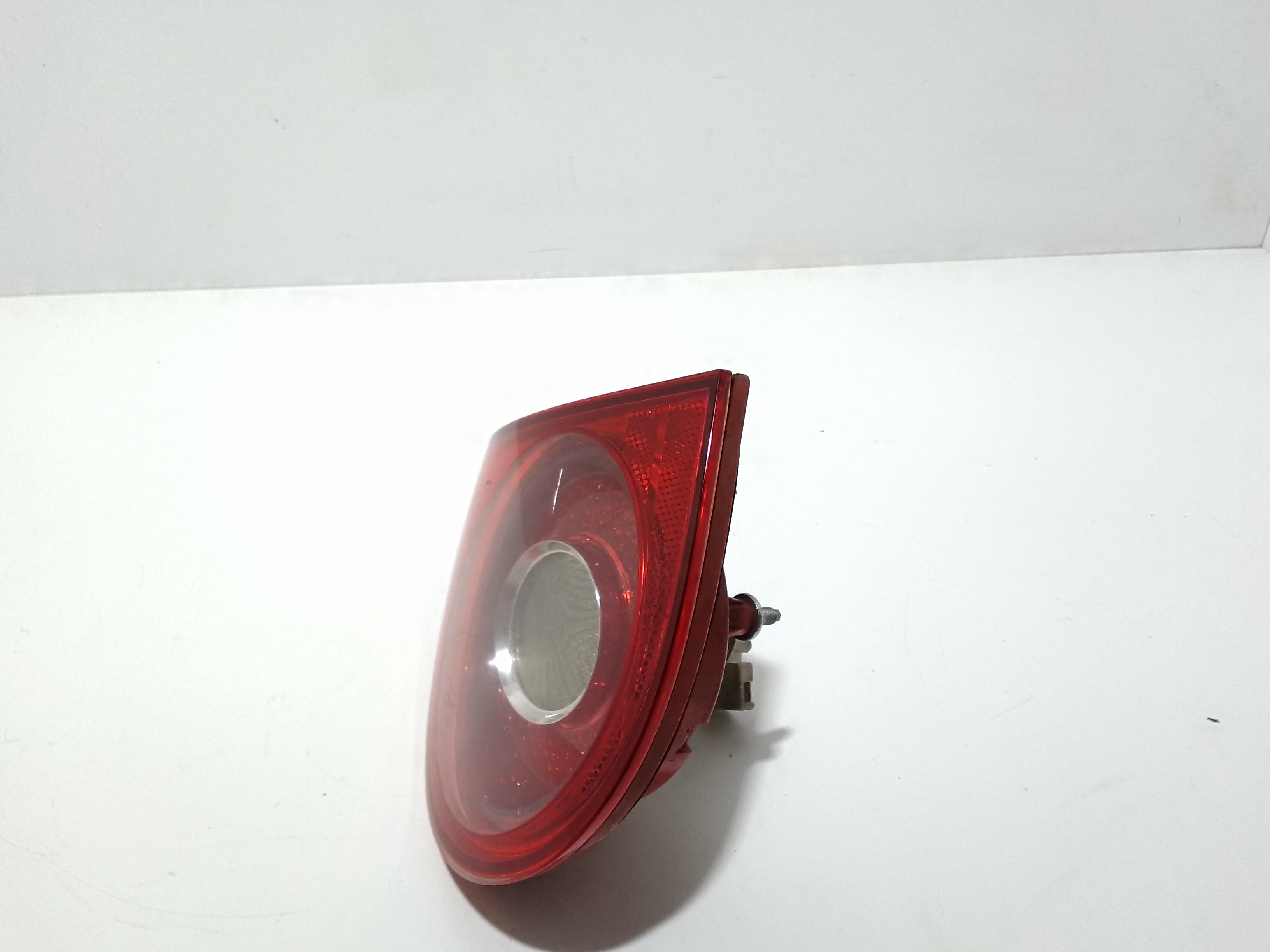 Stop Posteriore Sinistro Integrato nel Portello per Volkswagen Golf 5 Berlina (03>08) (2003 - 2008)