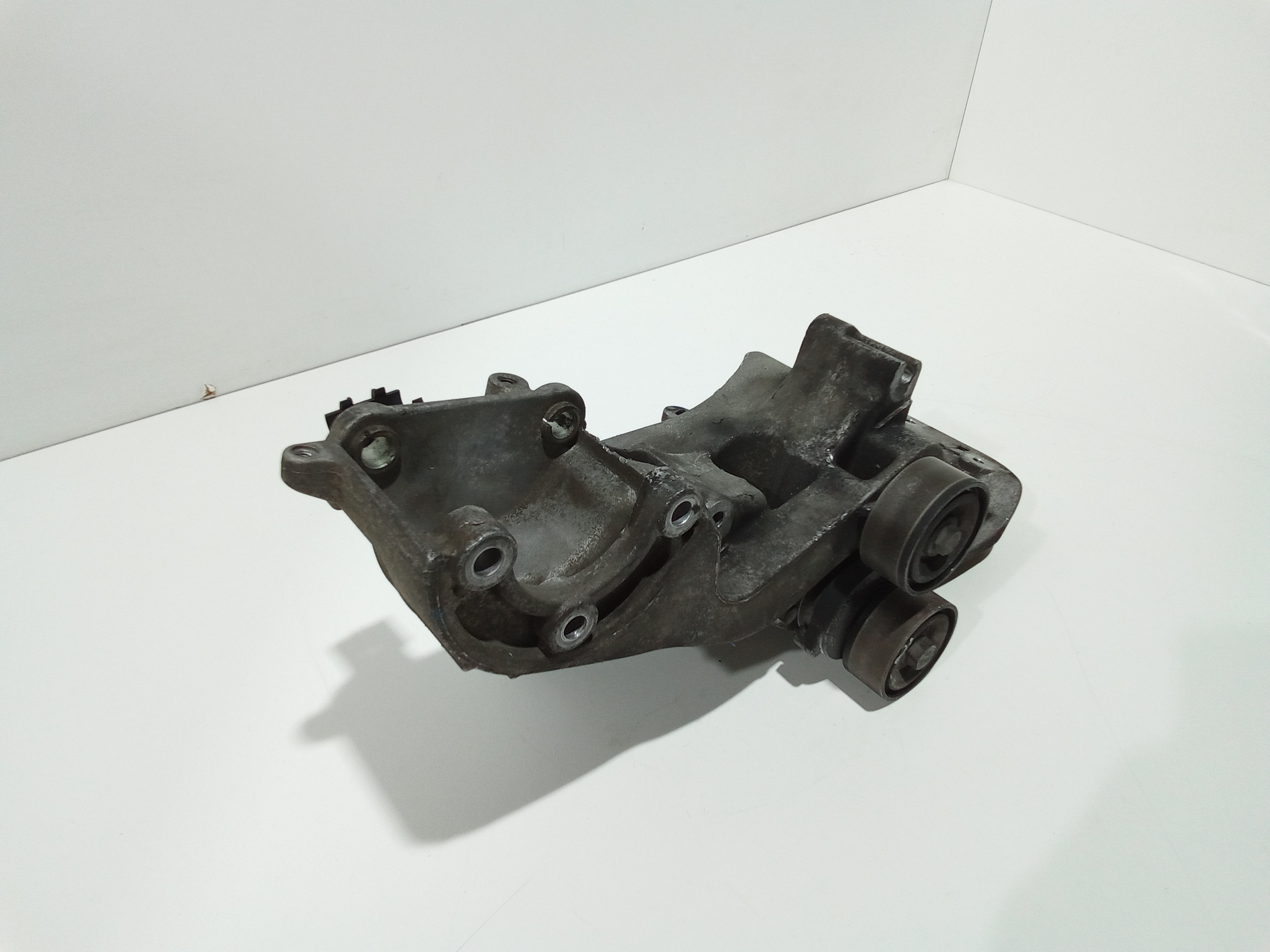 Supporto tendicinghia per Dacia Sandero 1 Serie (2008 - 2012)