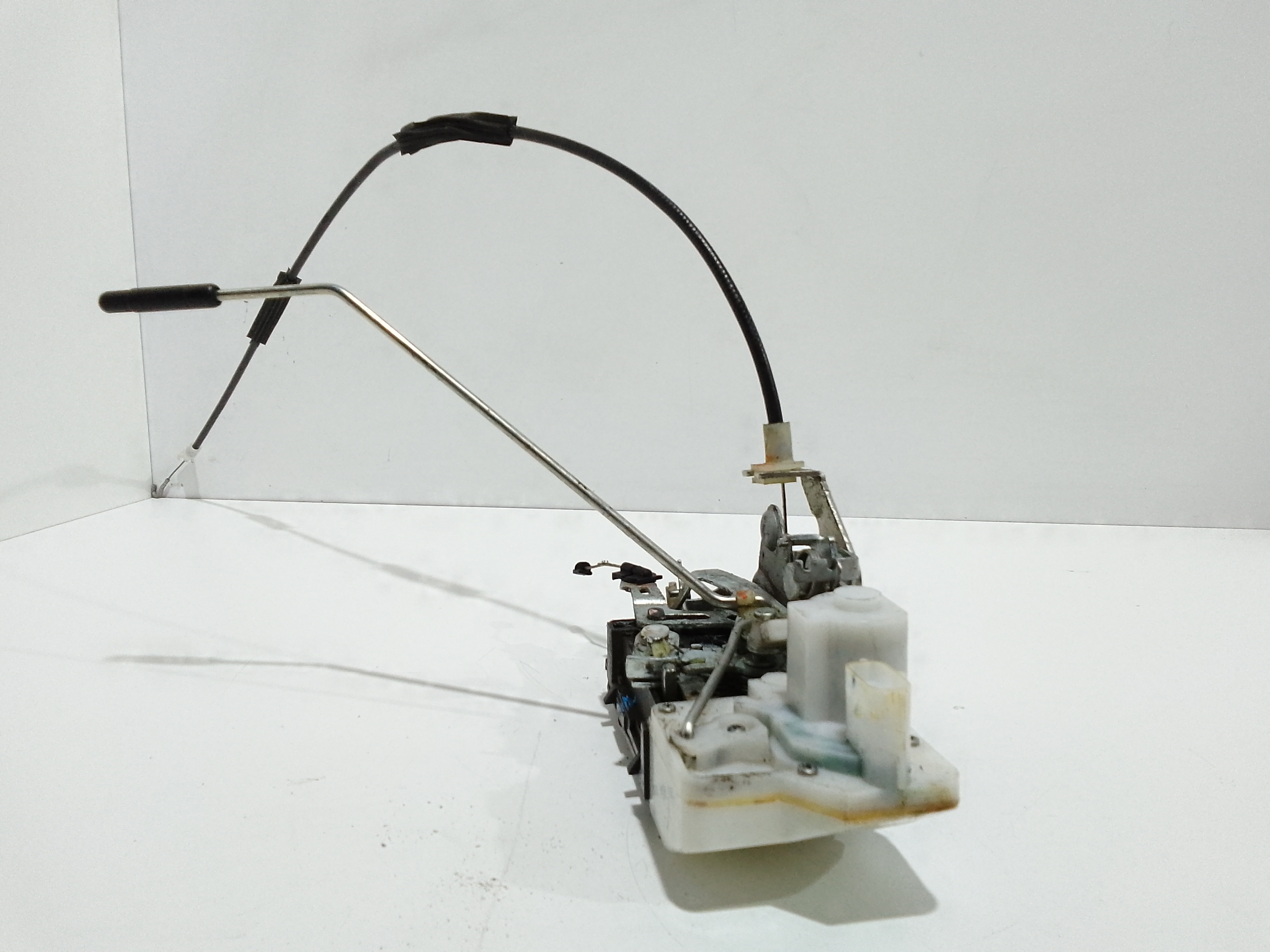 Serratura Anteriore Destra per Volkswagen Fox 1 Serie (2005 - 2011)