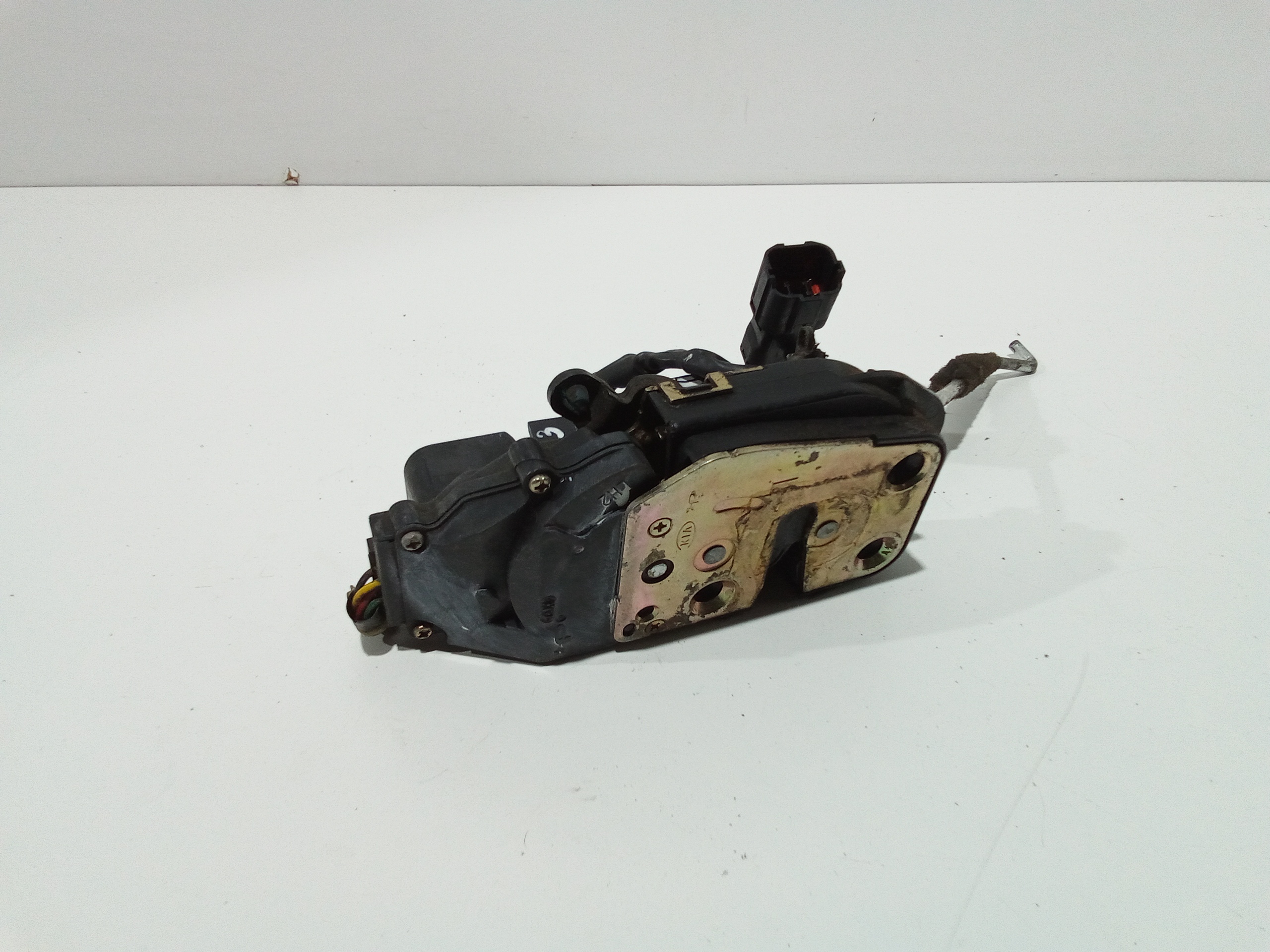 Serratura Anteriore Sinistra per Kia Carens 1 Serie (2002 - 2006)