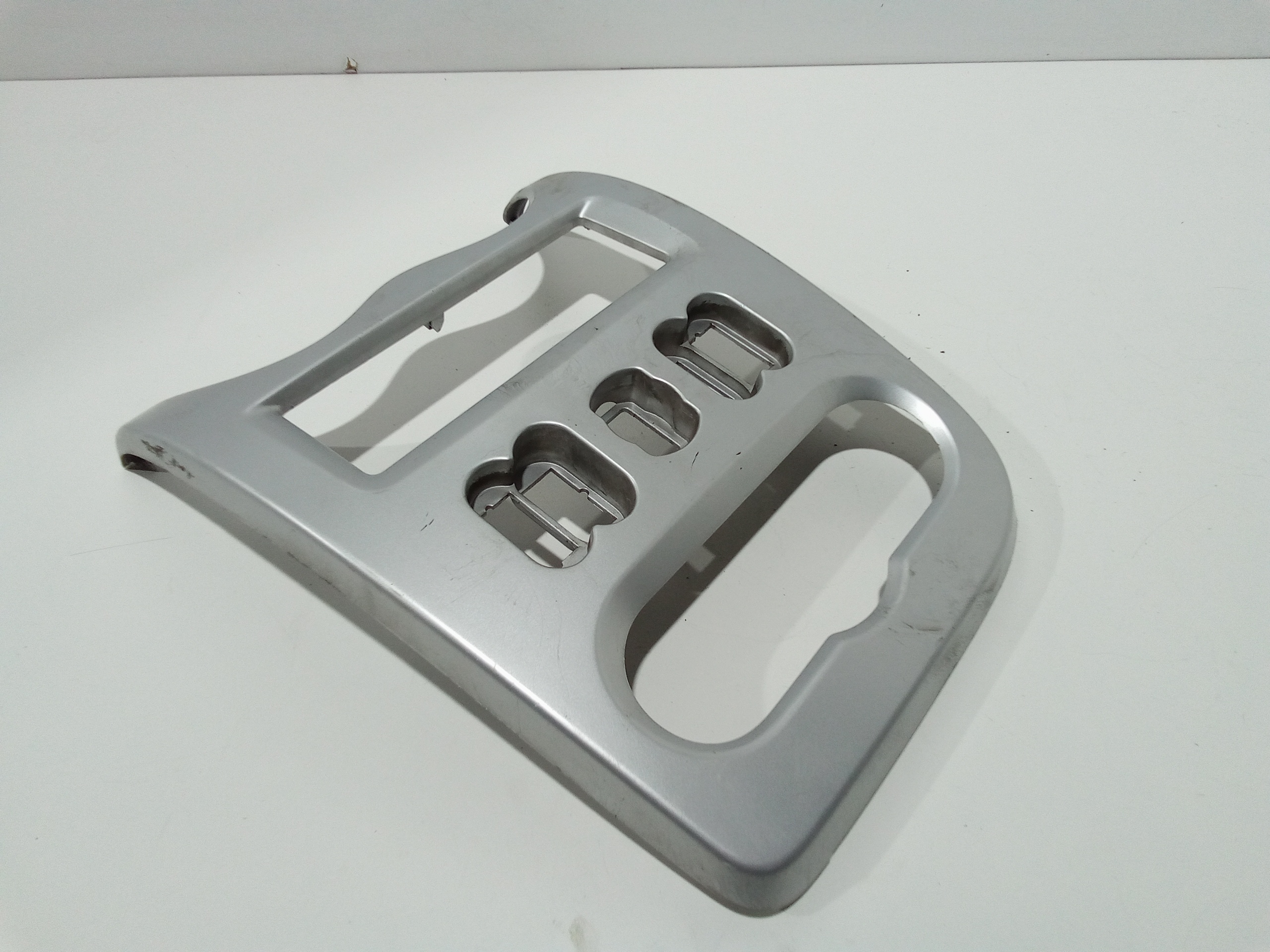 Modanatura Centrale Cruscotto per Dacia Logan 1 Serie (2004 - 2008)