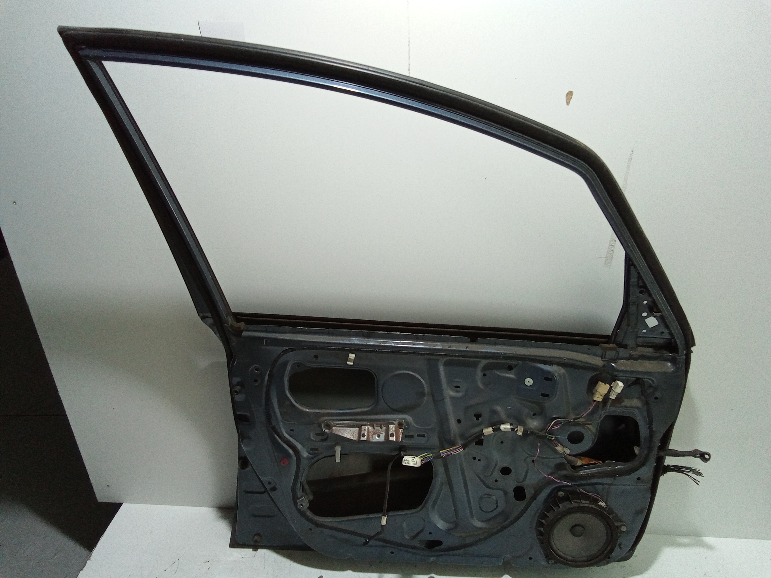 Portiera Anteriore Sinistra per Toyota Corolla Berlina 3 Serie 3-5p (2002 - 2004)