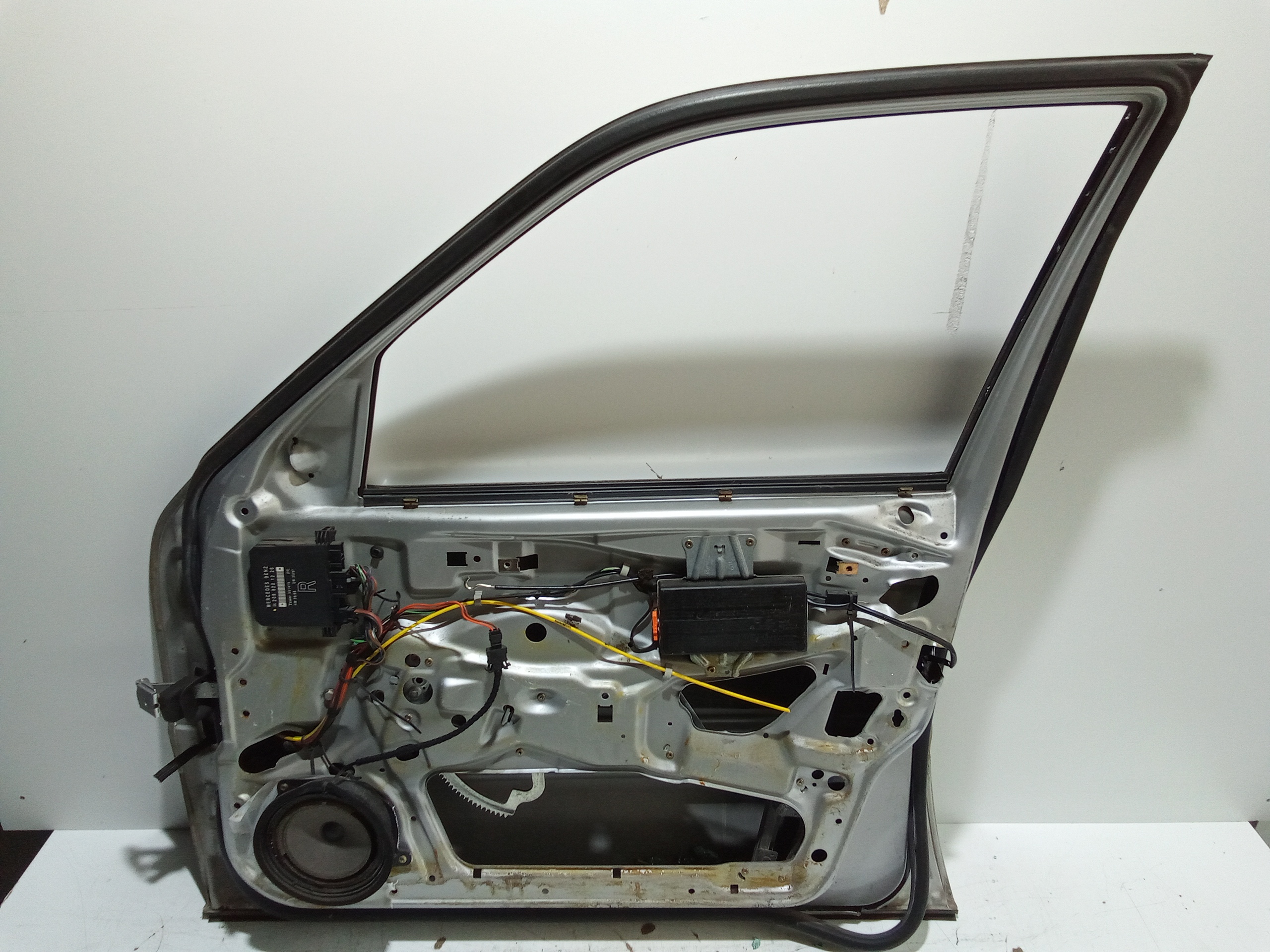 Portiera anteriore Destra per Mercedes Classe C Berlina W202 2 Serie (1997 - 2000)