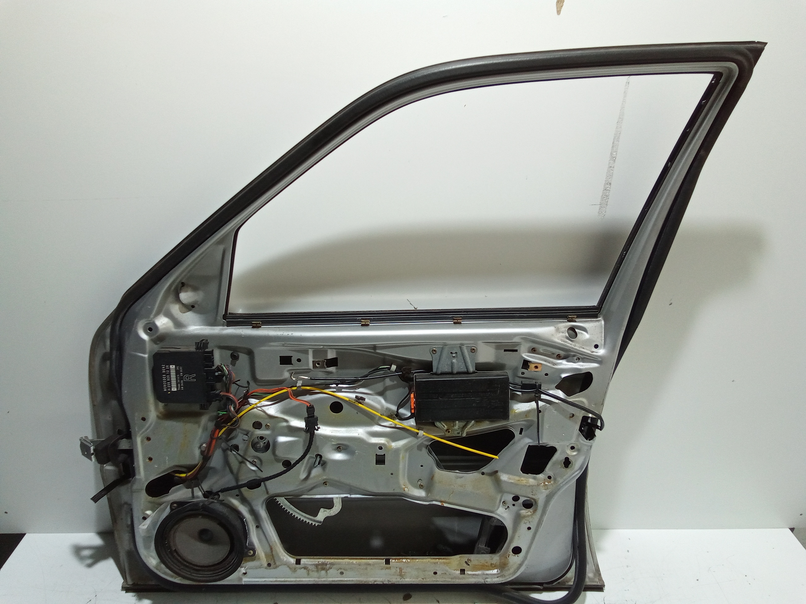 Portiera anteriore Destra per Mercedes Classe C Berlina W202 2 Serie (1997 - 2000)