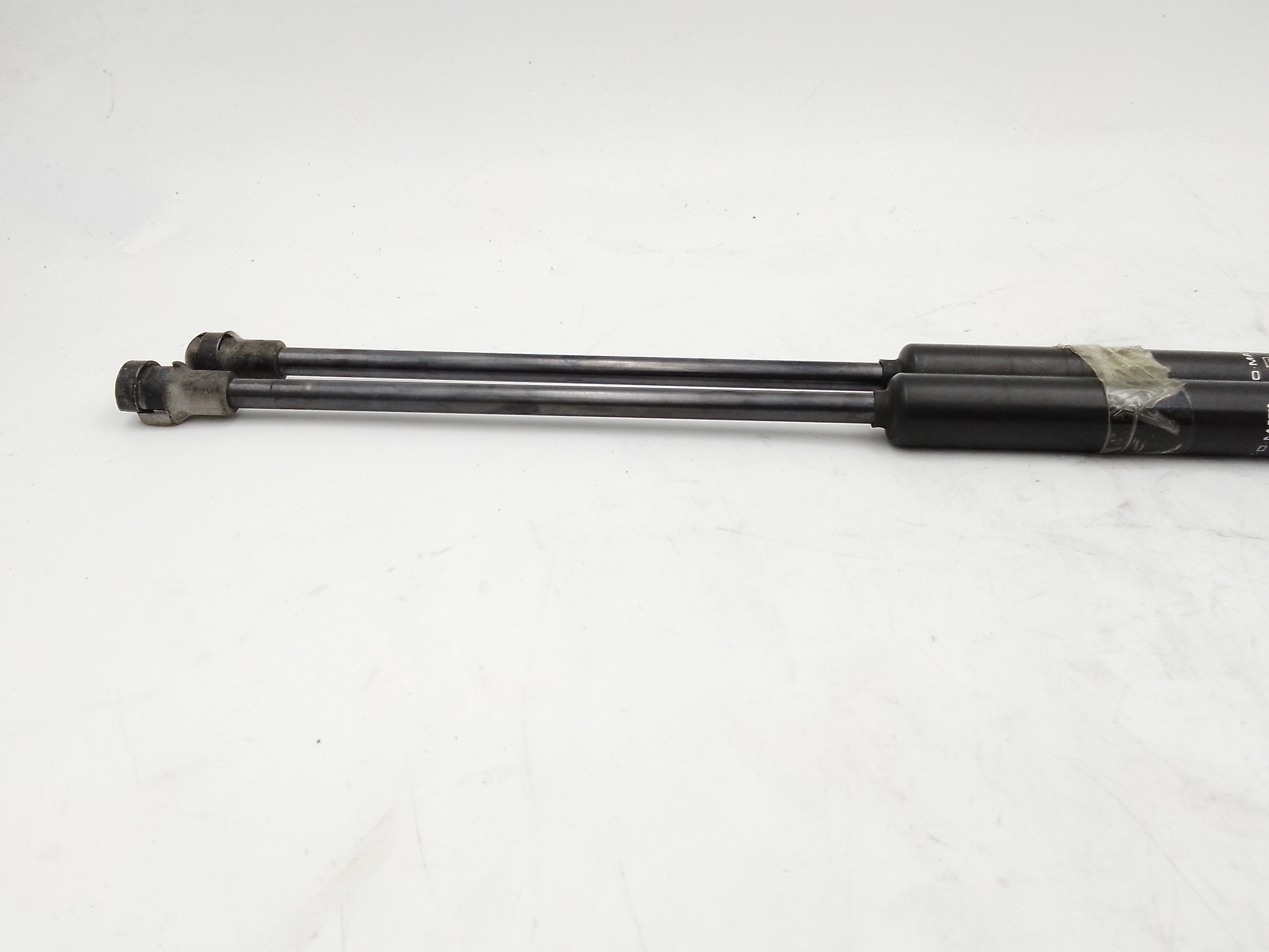 Pistoncini cofano Post. per Alfa Romeo Mito Serie (955_) (08>) (2008 - In produzione)