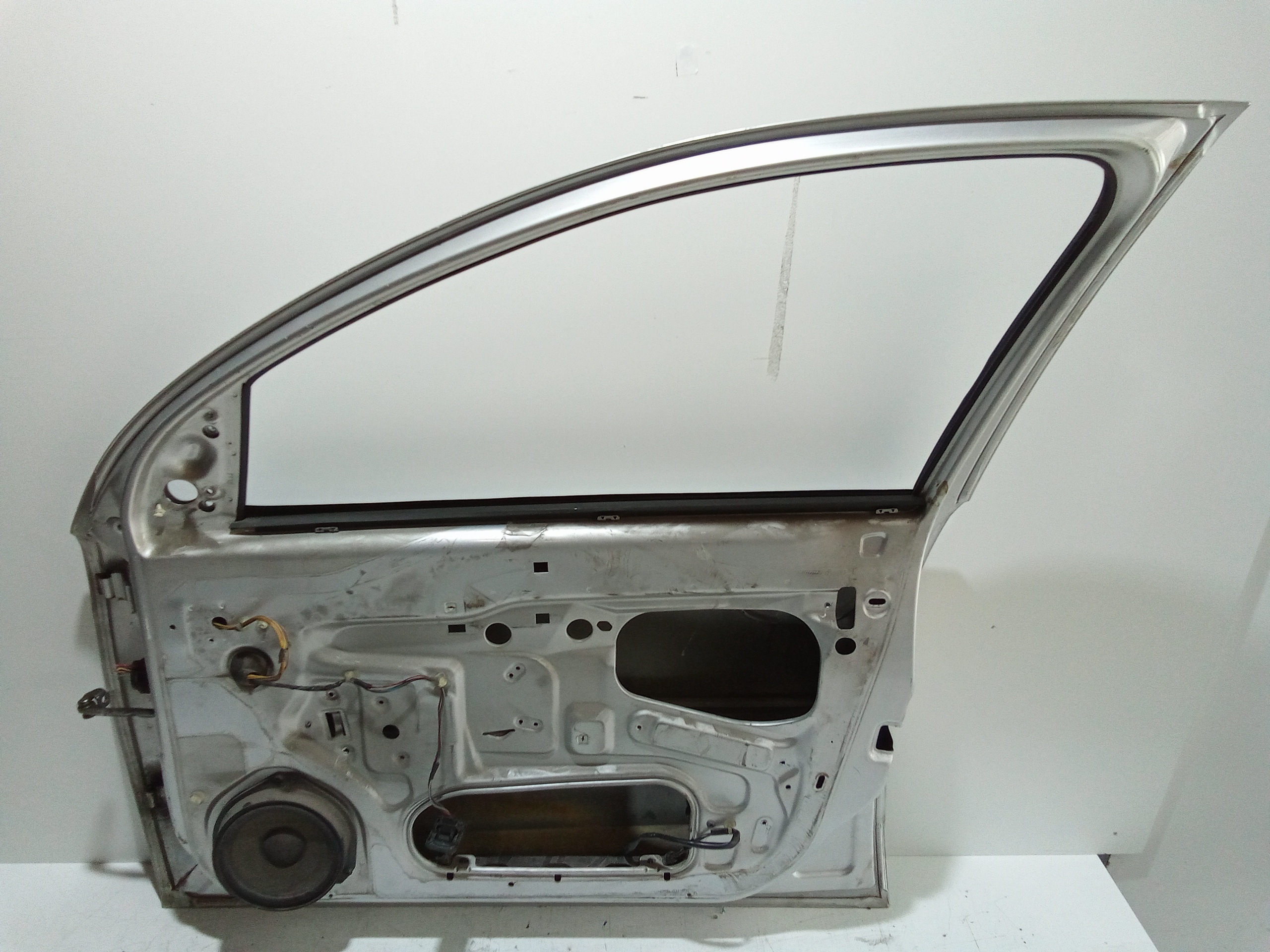 Portiera anteriore Destra per Opel Corsa C 5p 2 Serie (2003 - 2006)